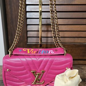 New wave chain in Pink