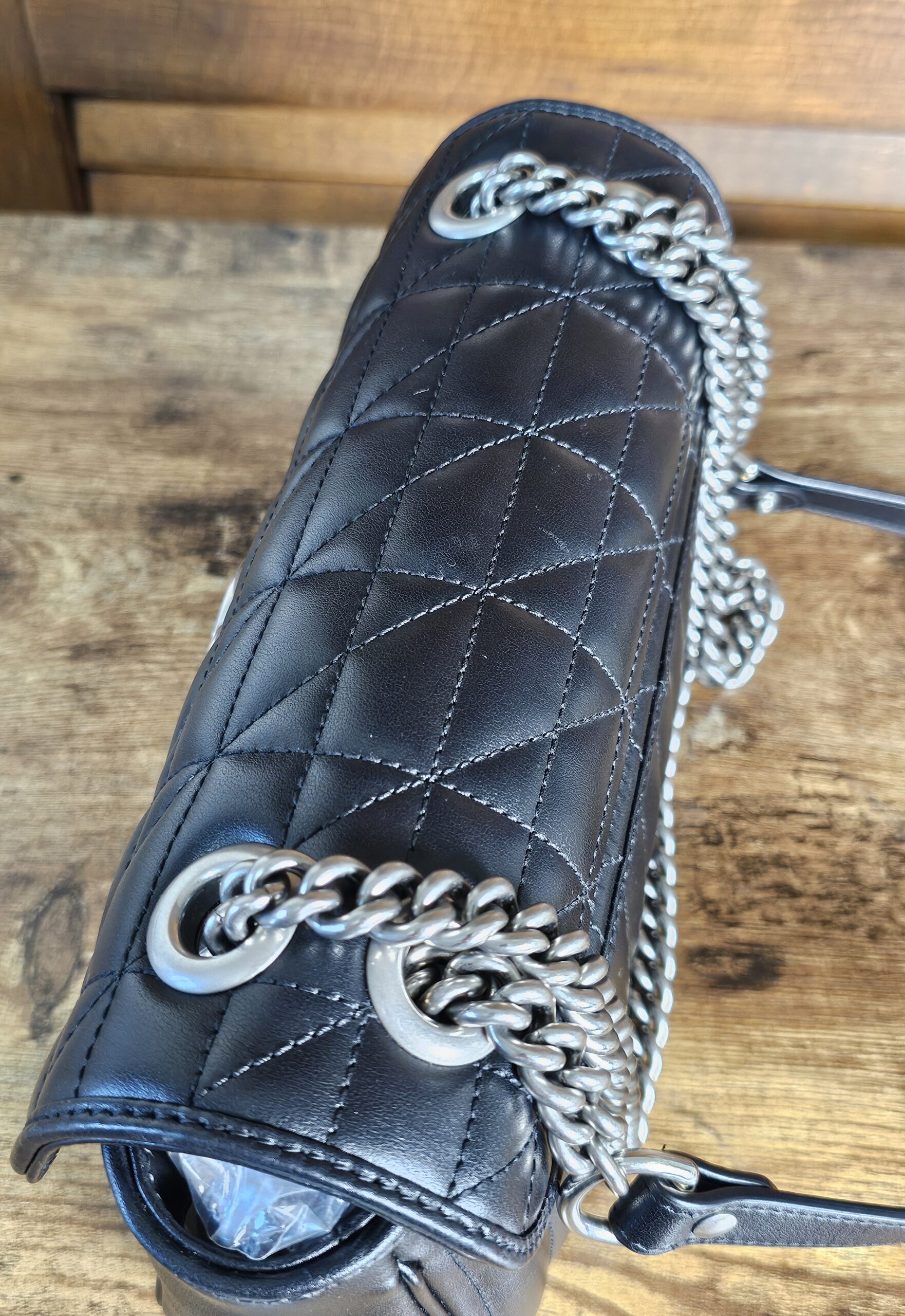 Aria Small Calfskin Black . - Image 6