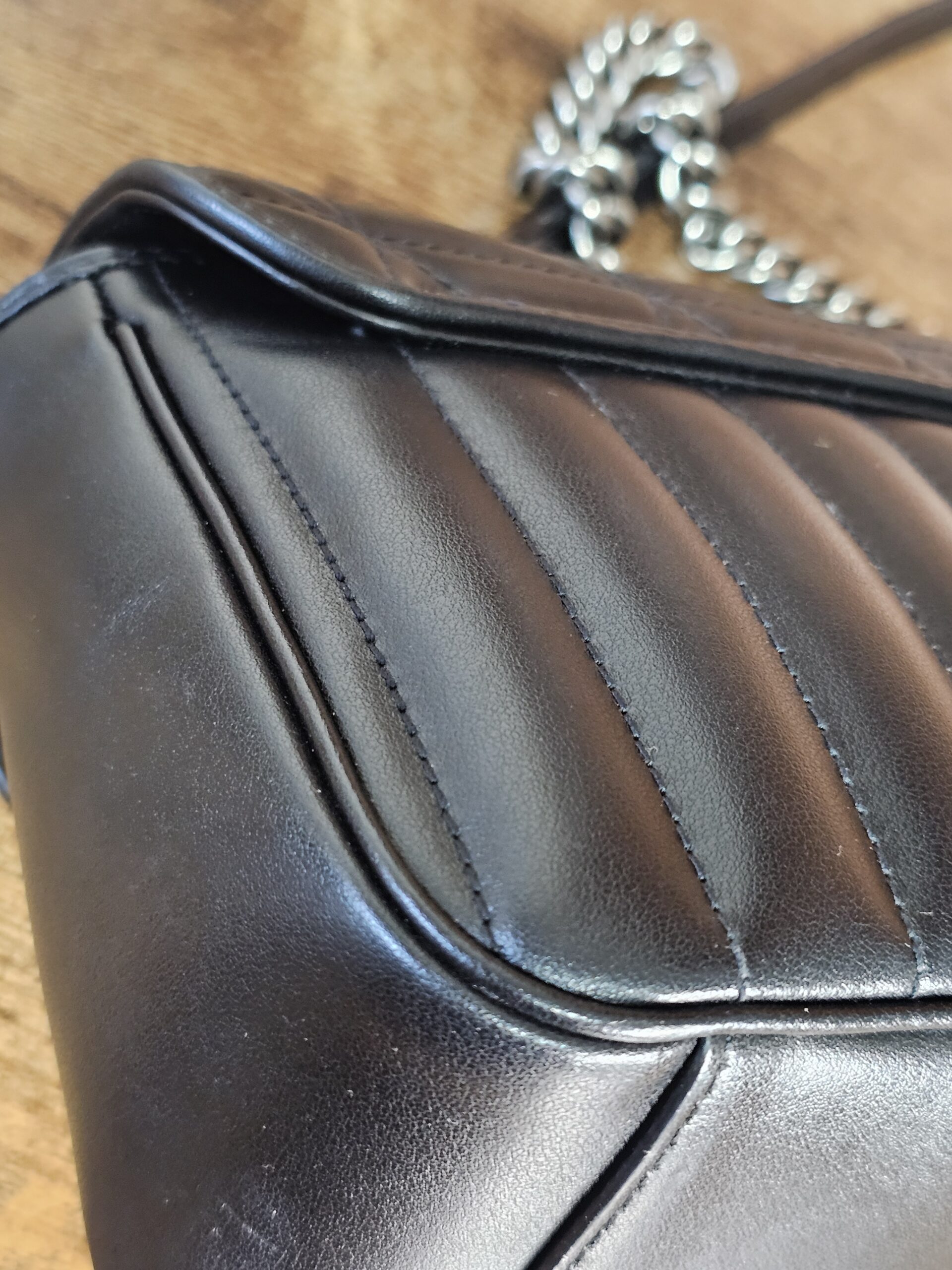 Aria Small Calfskin Black . - Image 12