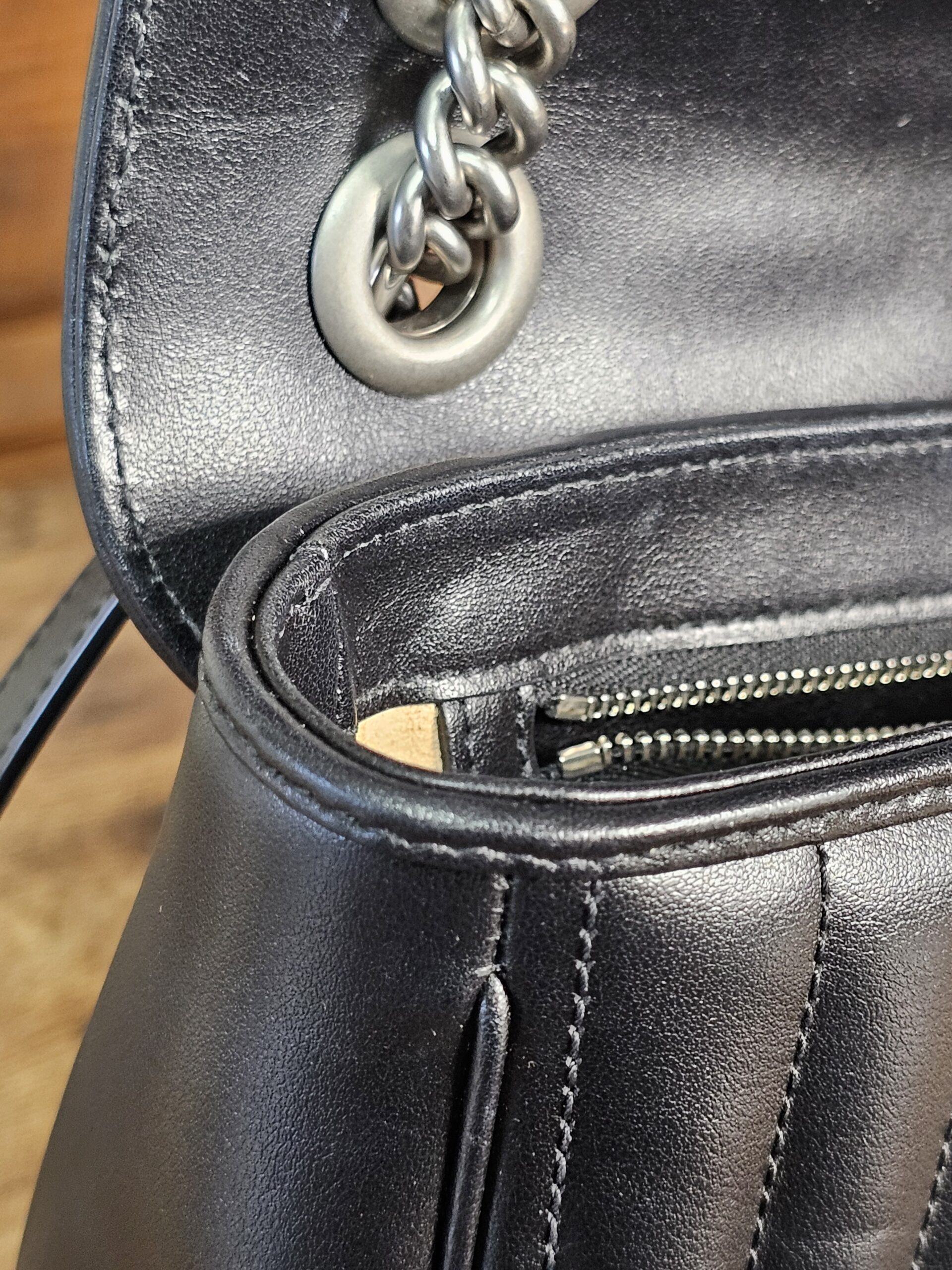 Aria Small Calfskin Black . - Image 21