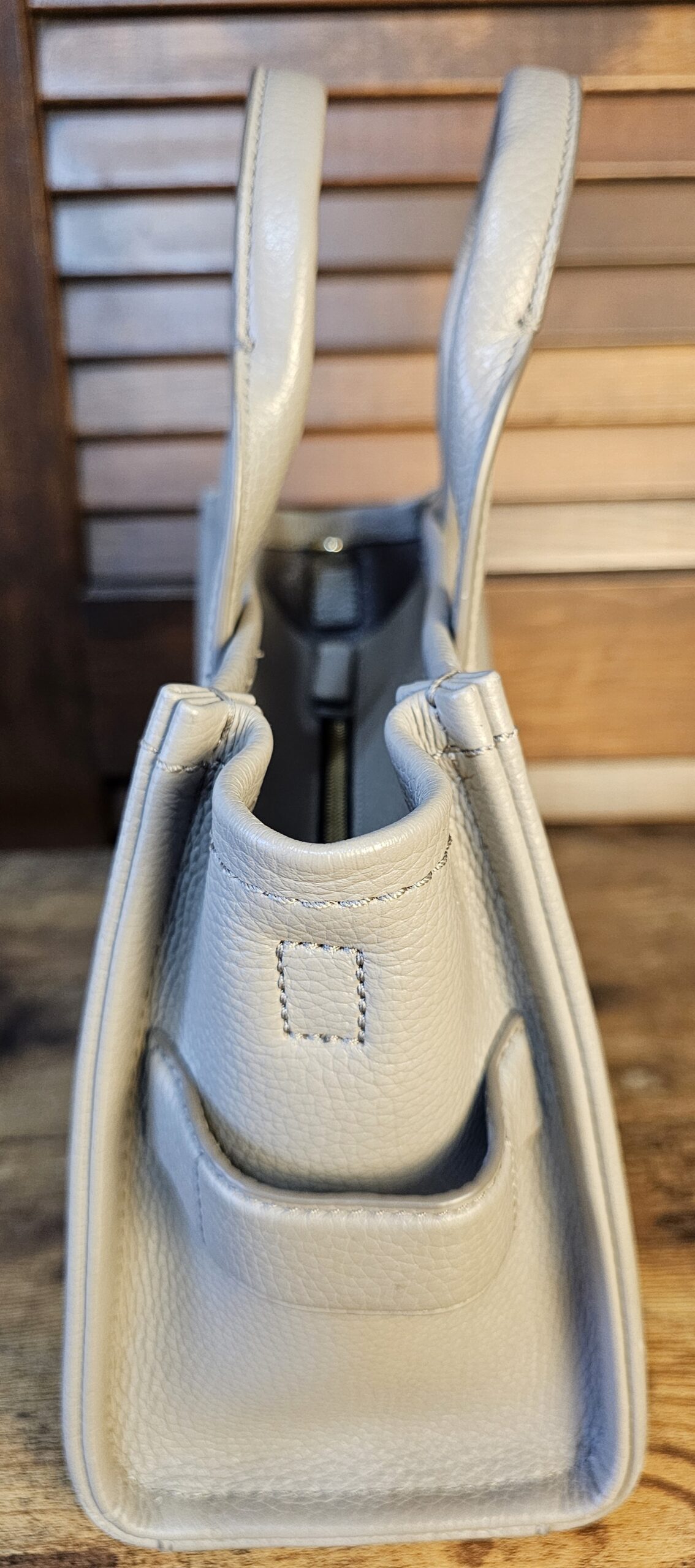 Small tote in Cement - Image 5