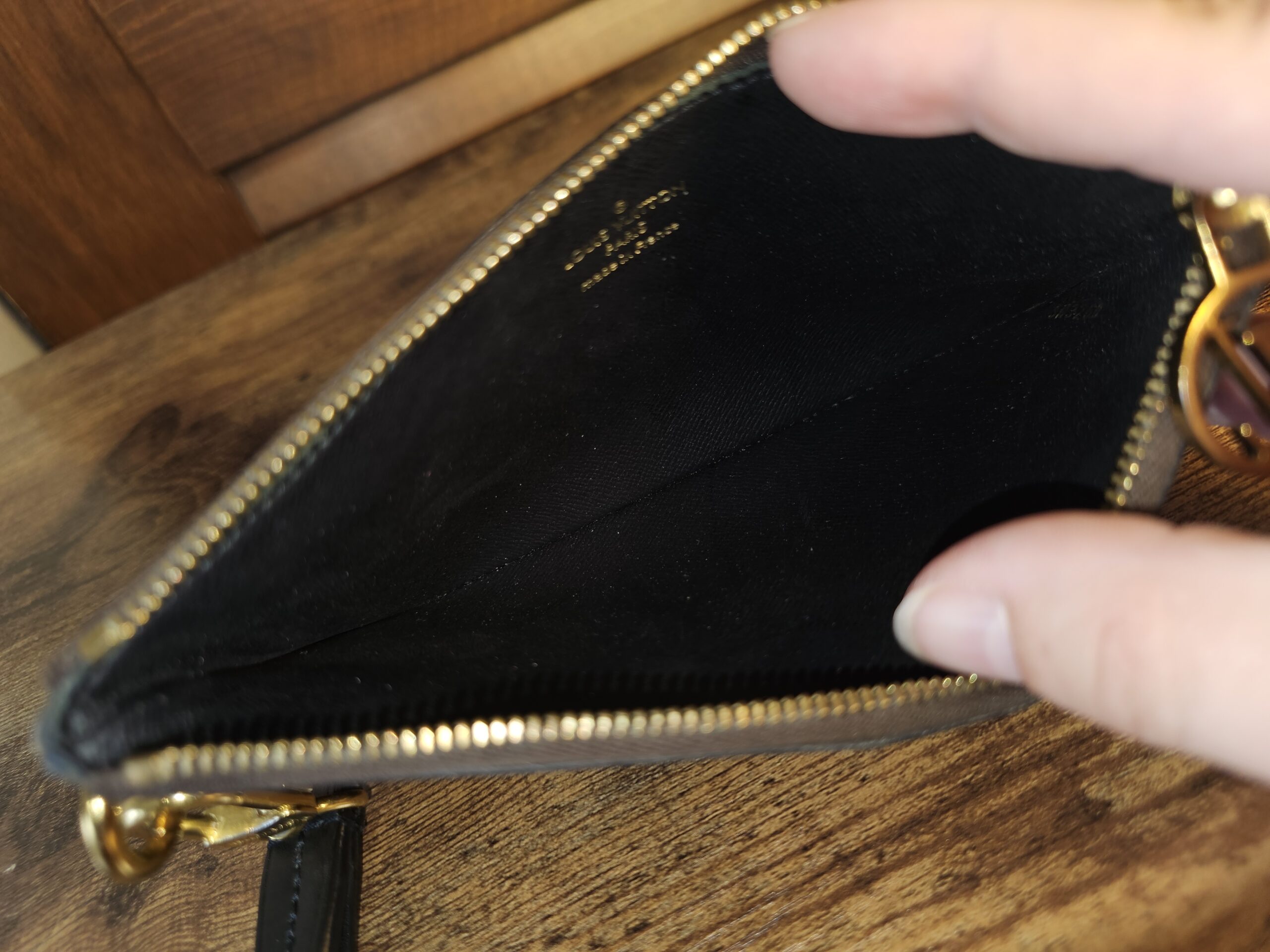 Trio Pouch Wrislet - Image 12