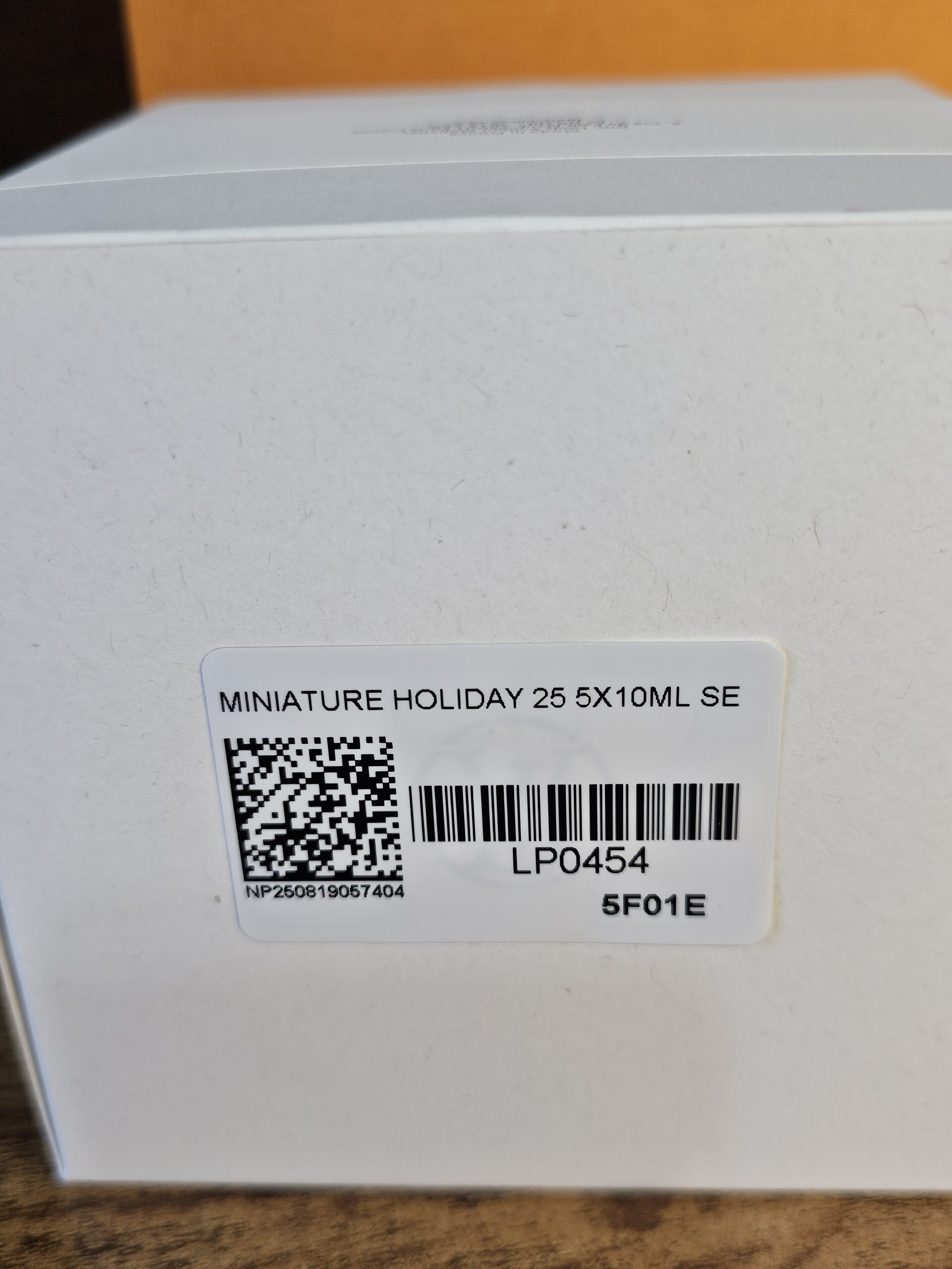 Holiday Mini Parfum Set - Image 3