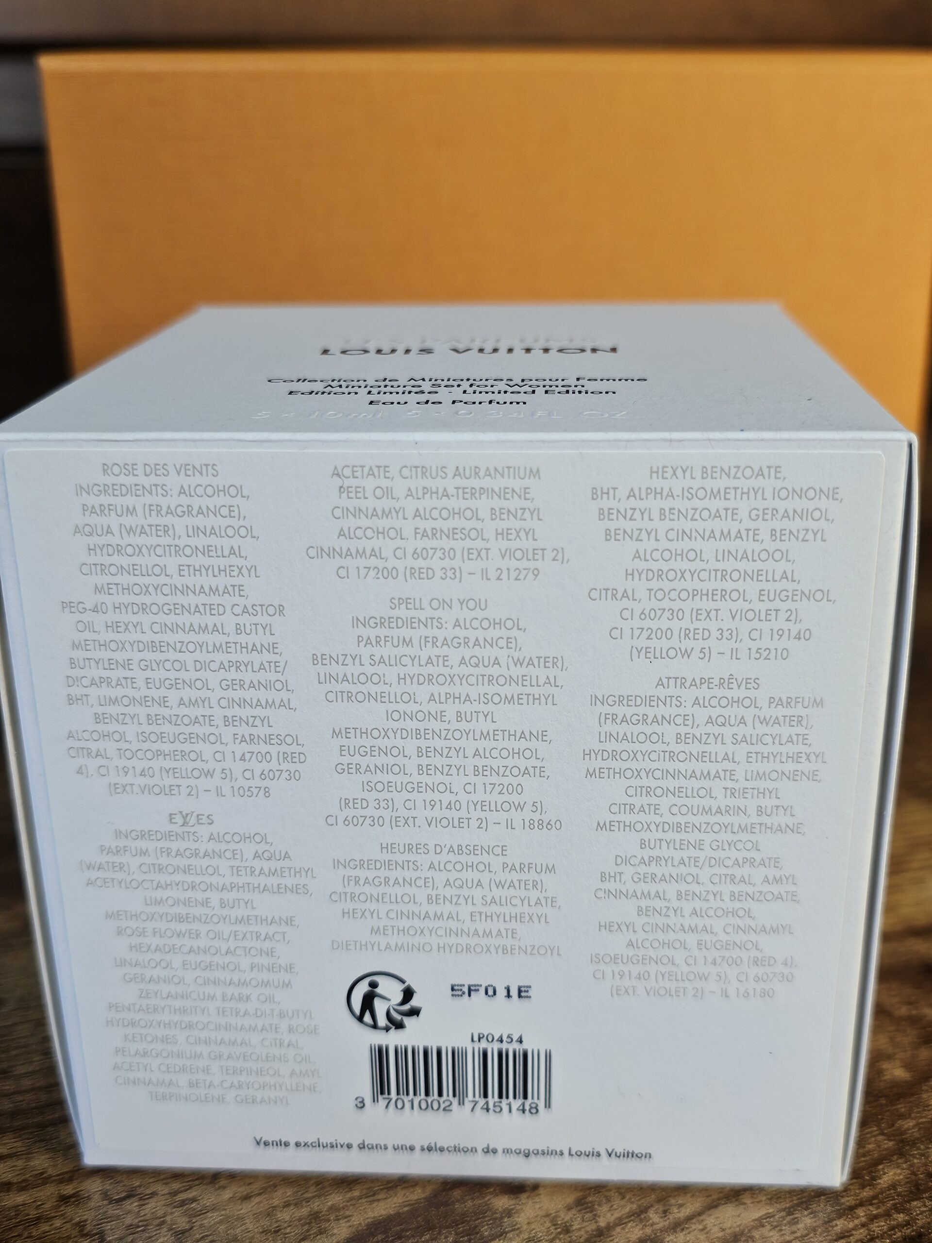 Holiday Mini Parfum Set - Image 4