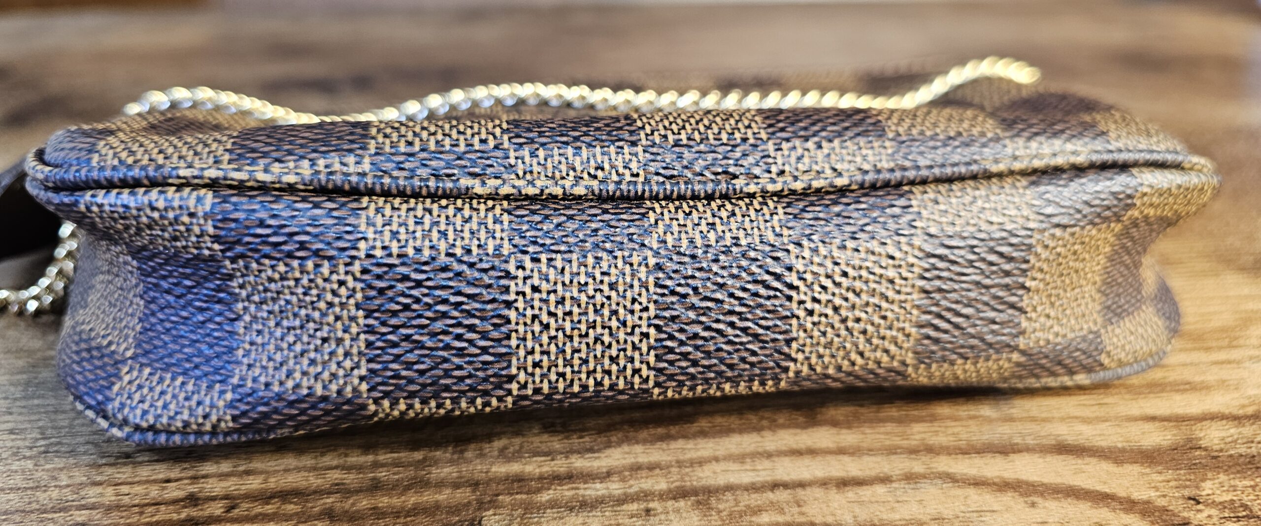 Bucket Pochette - Image 6