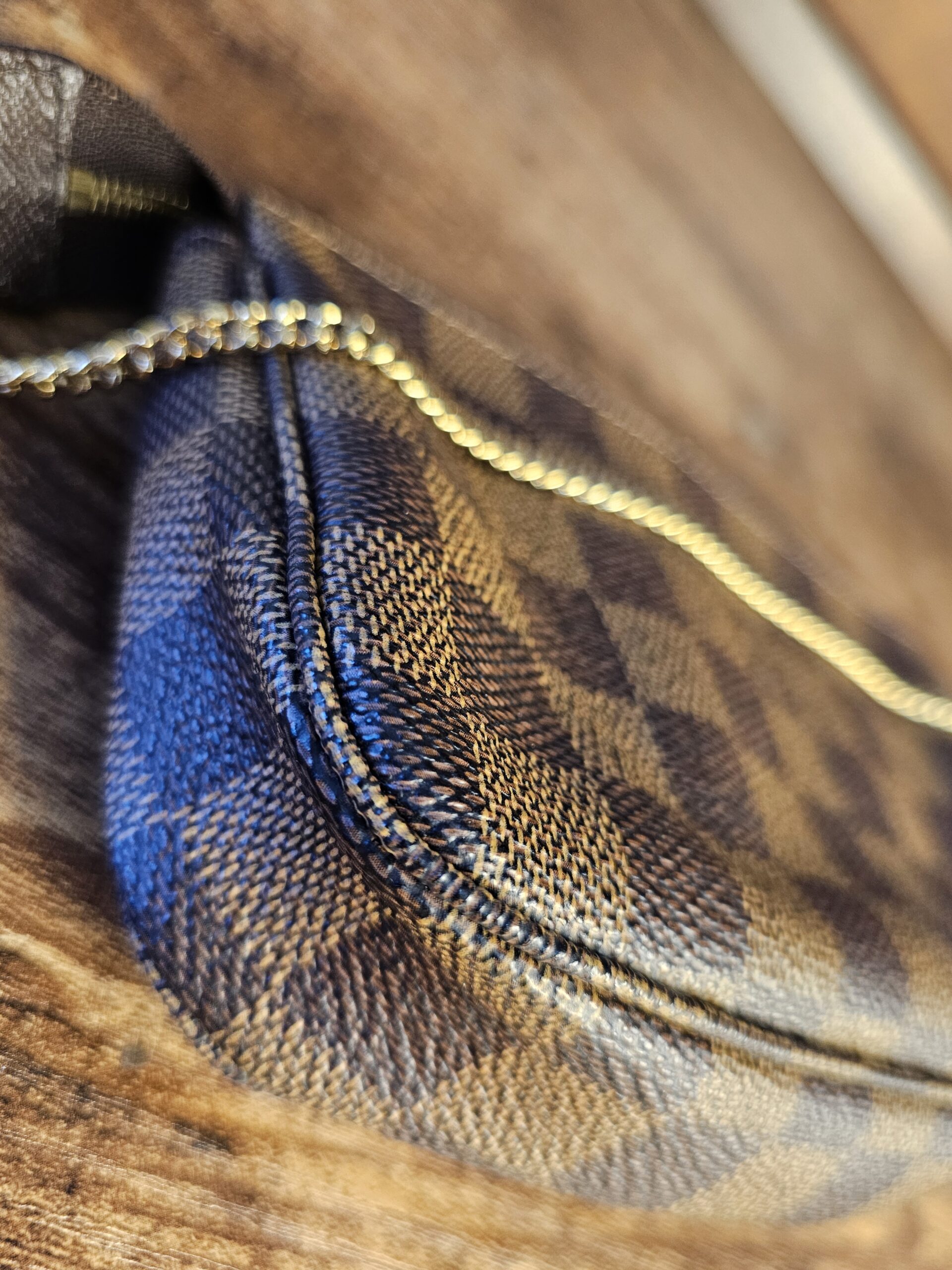 Bucket Pochette - Image 8