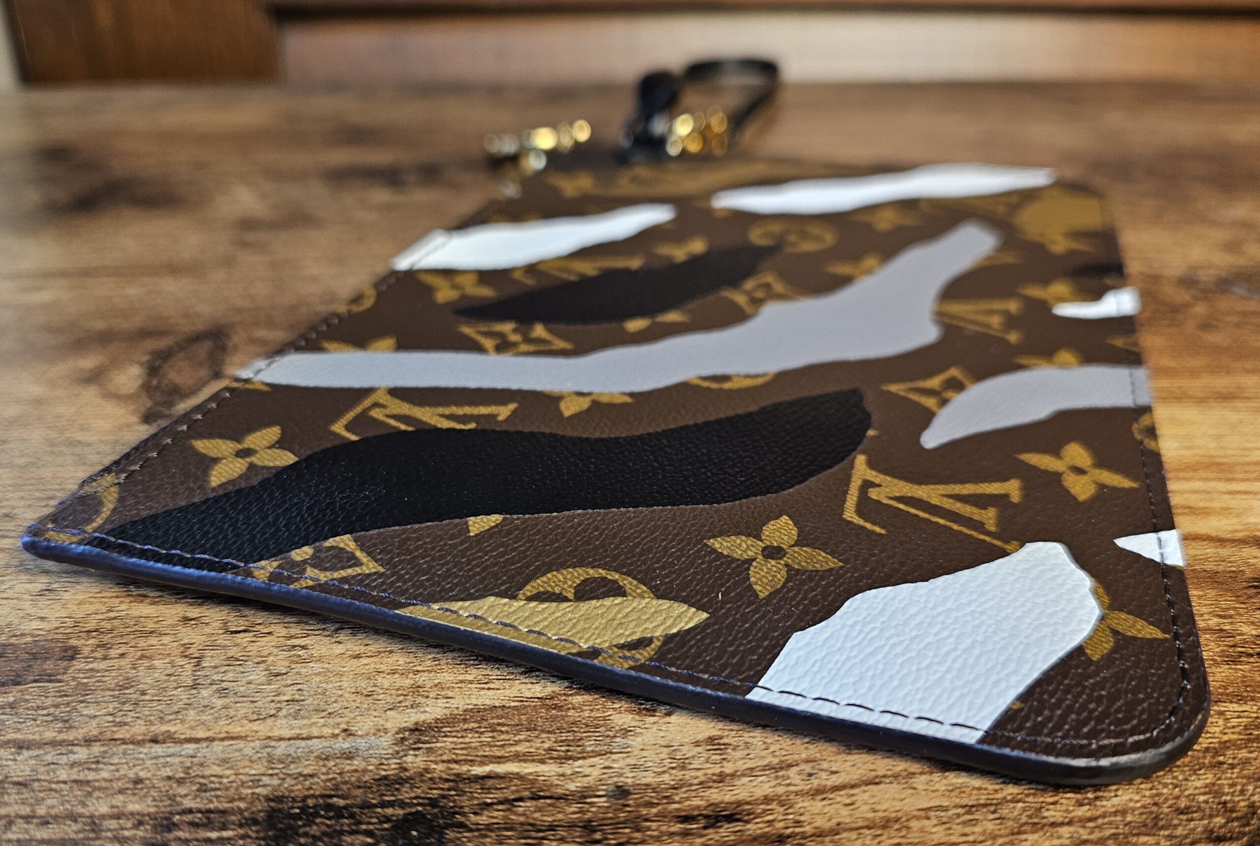 Neverfull league of legends Pouch - Image 4