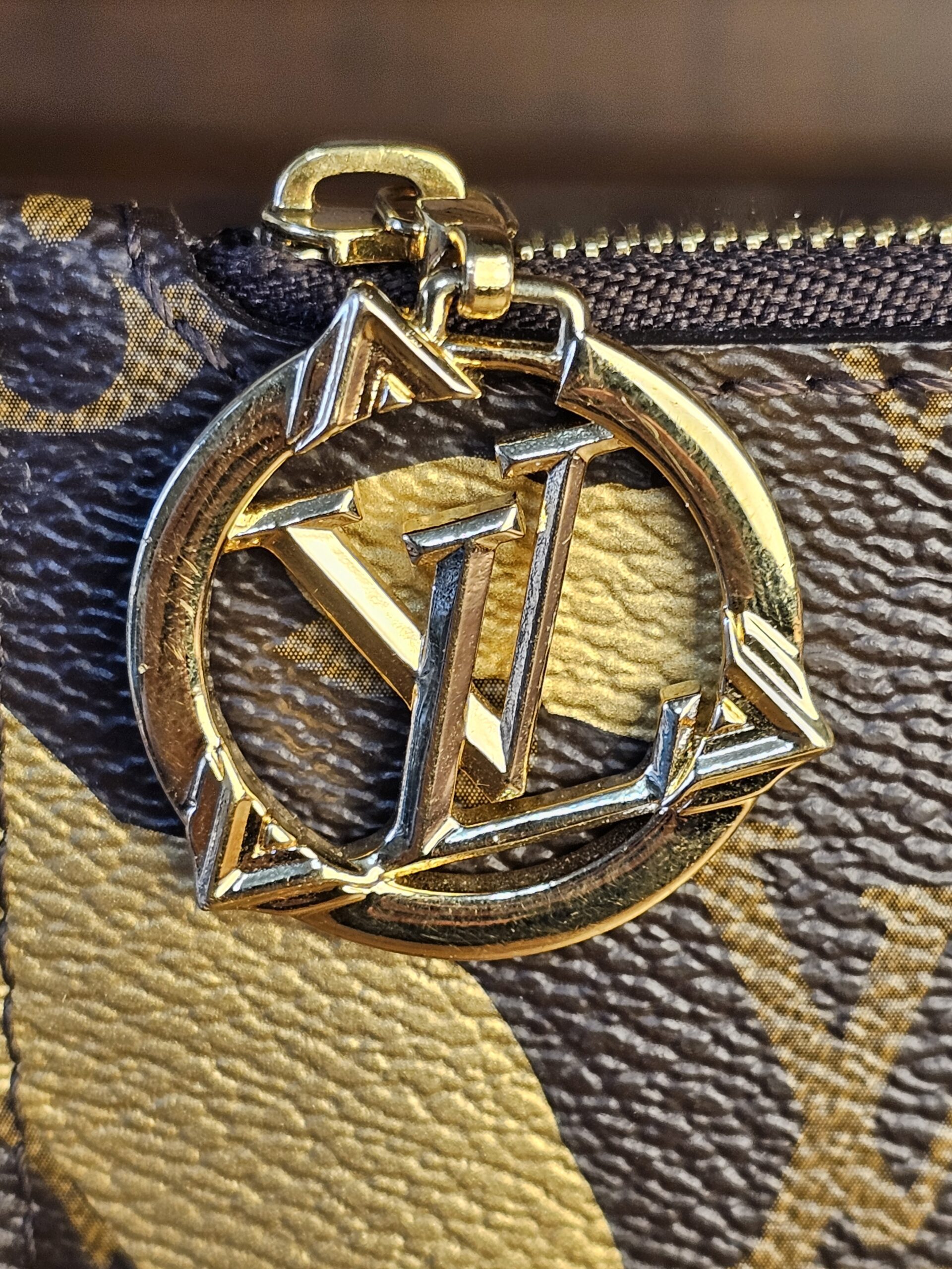 Neverfull league of legends Pouch - Image 7