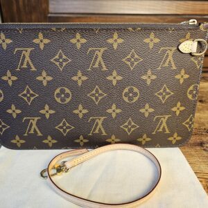 Neverfull MM Pouch