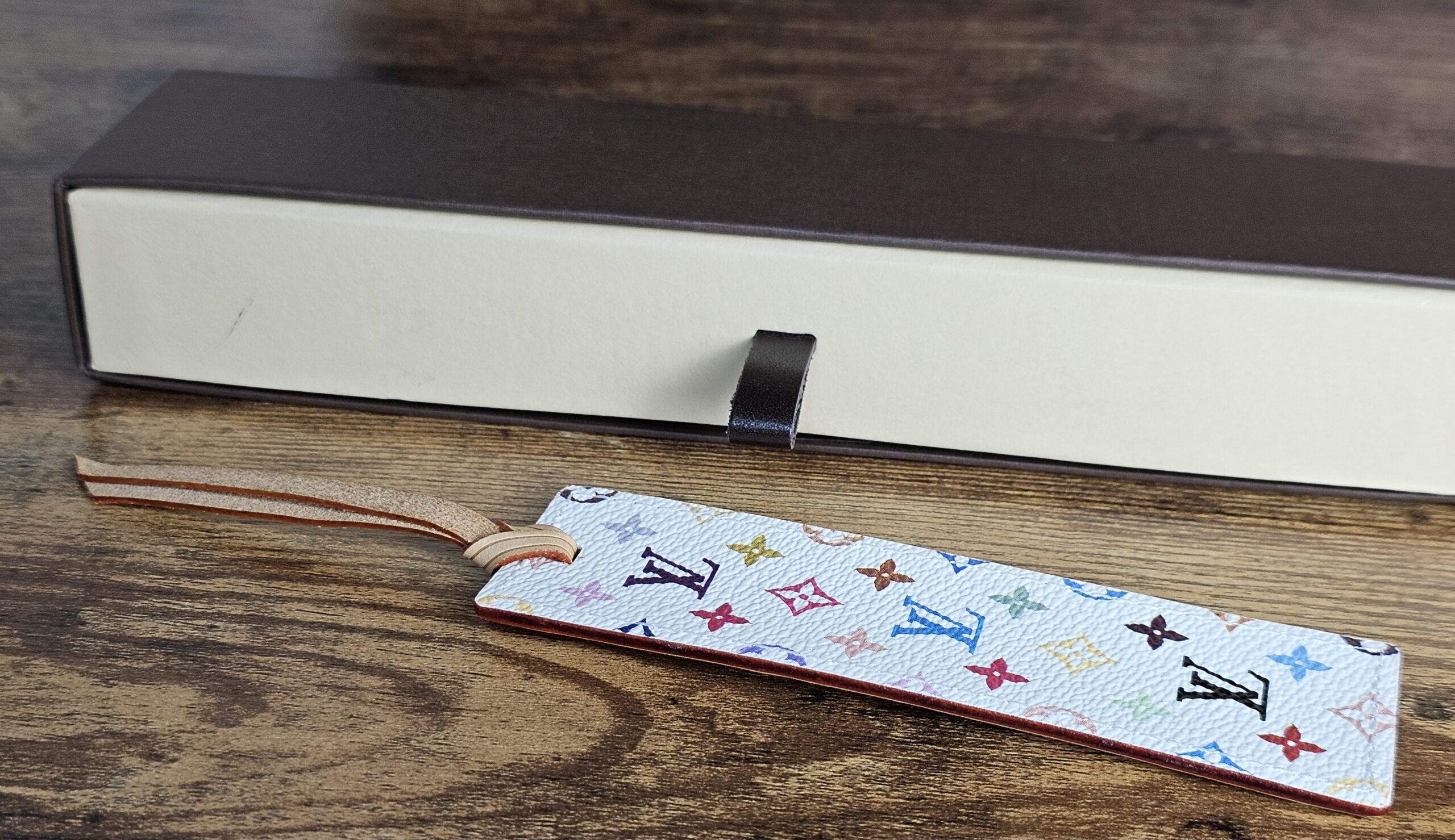 Murakami Book Mark - Image 5