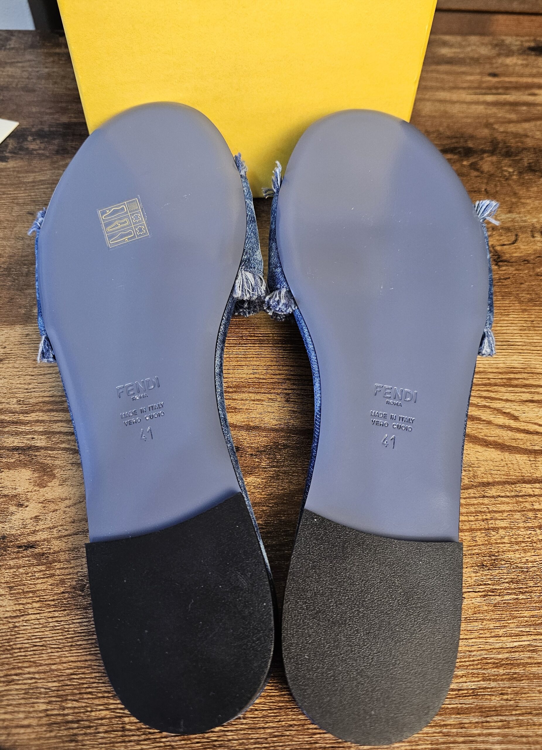 Denim slides with fringe - Image 6