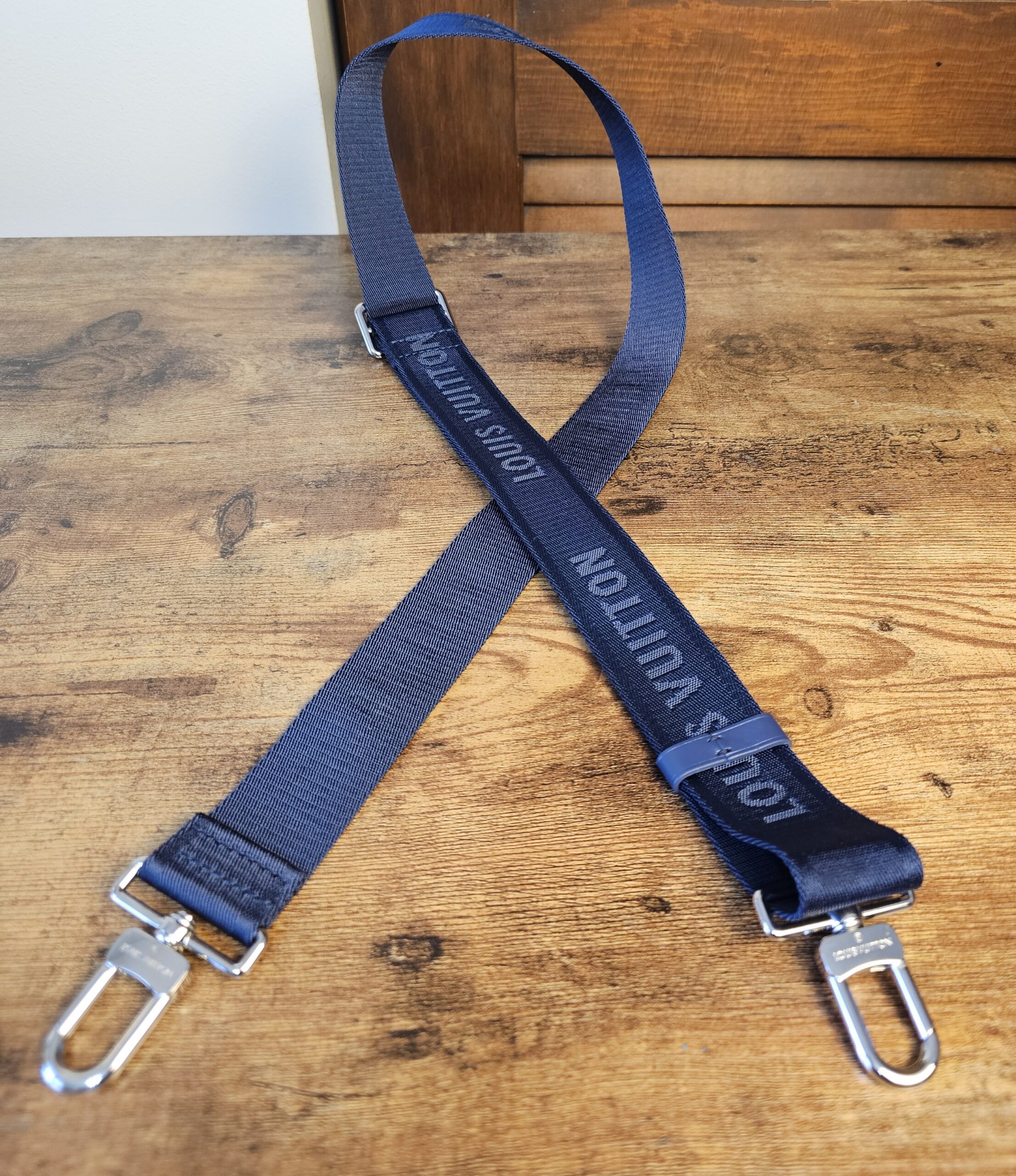 Bandouliere navy strap - Image 4