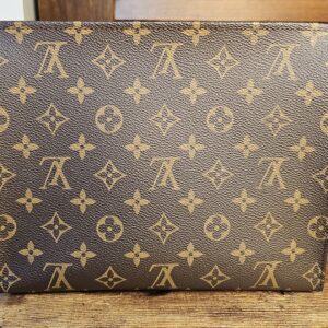 Tolietry 26 Monogram