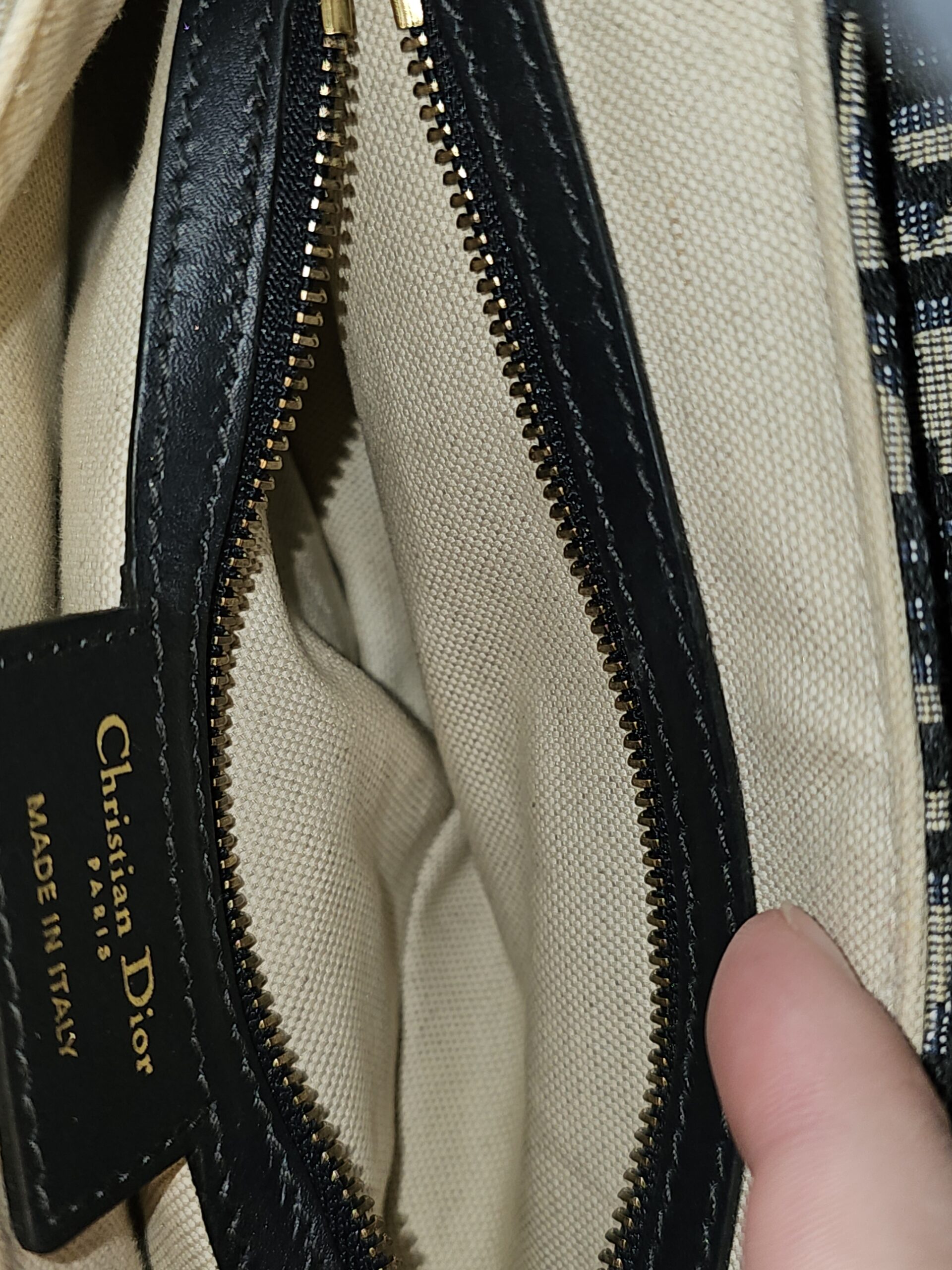 Saddle Bag - Image 22