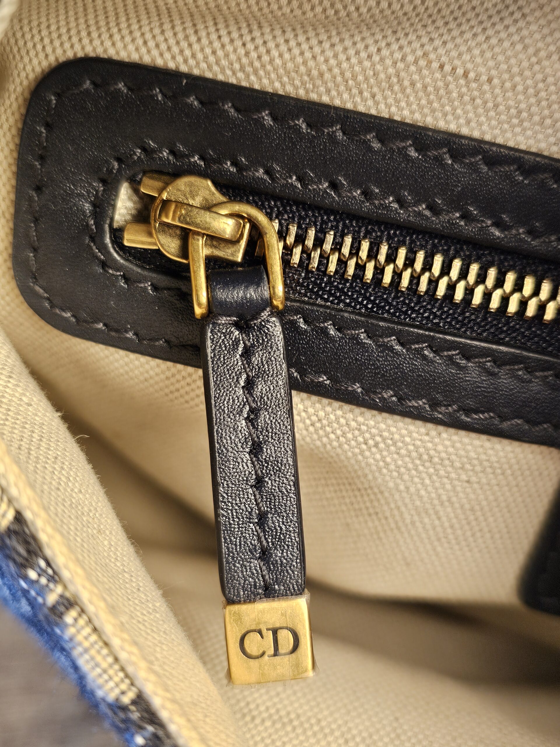 Saddle Bag - Image 23