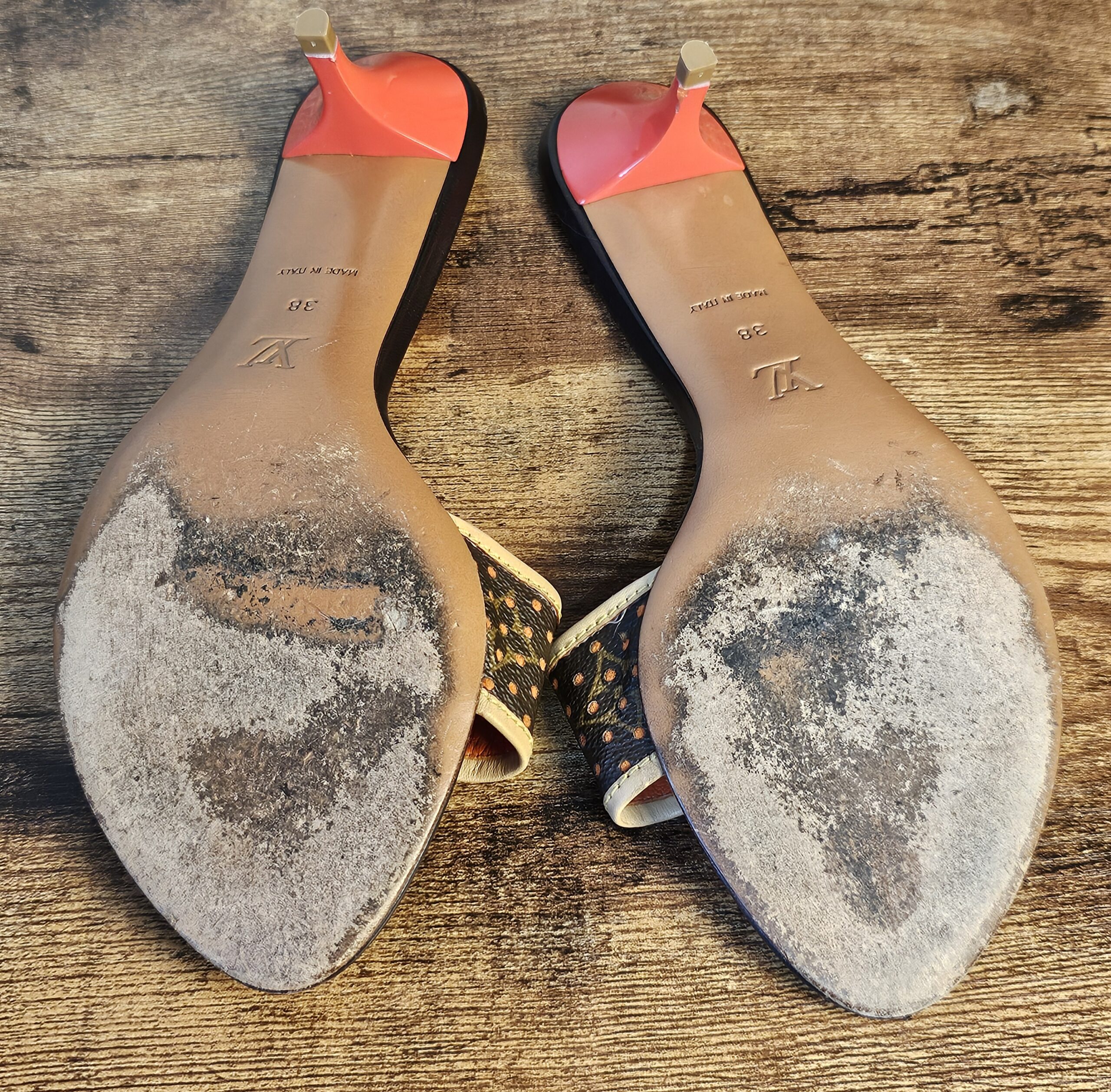 Kitchen Heels - Image 9