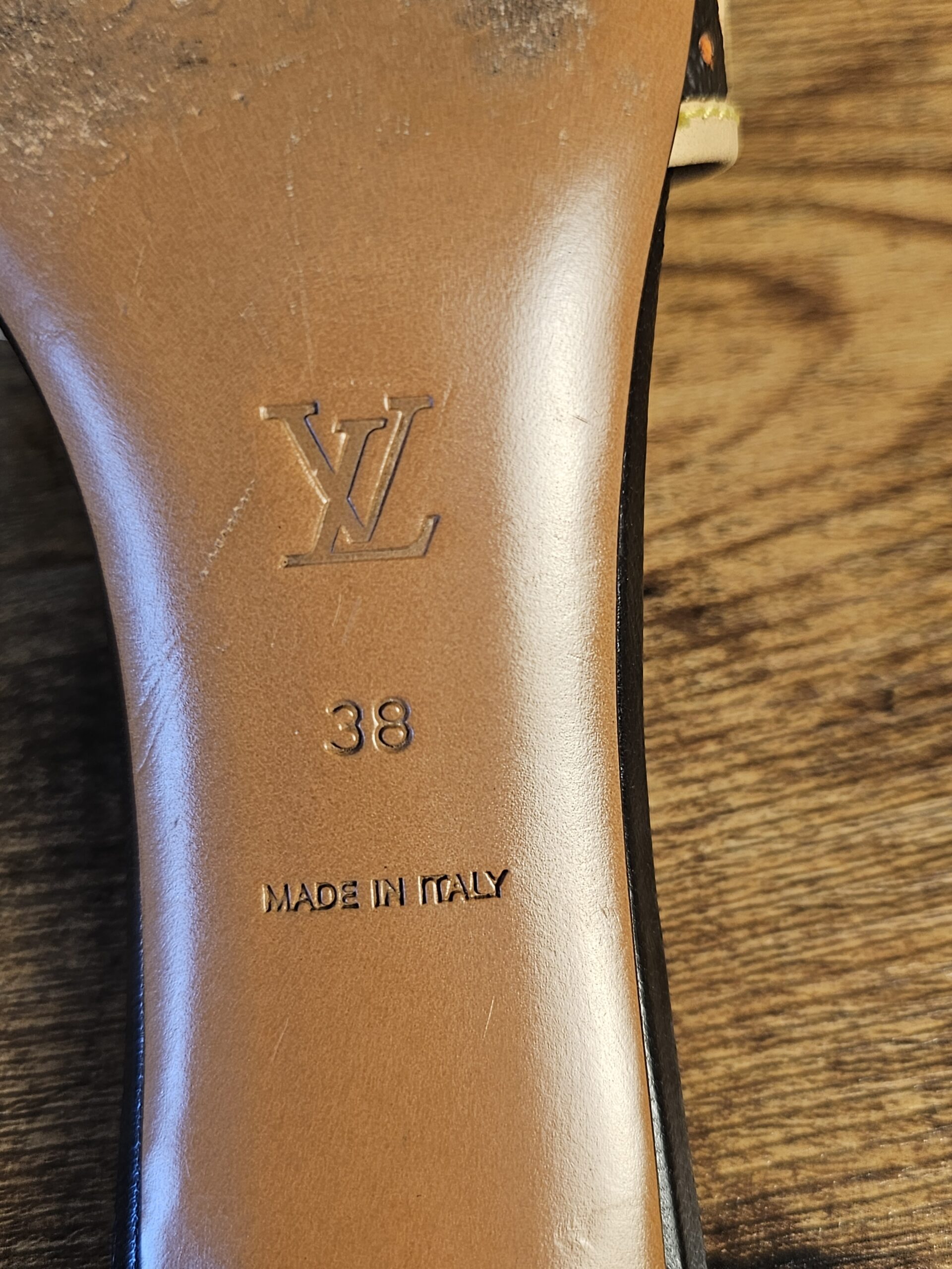 Kitchen Heels - Image 11