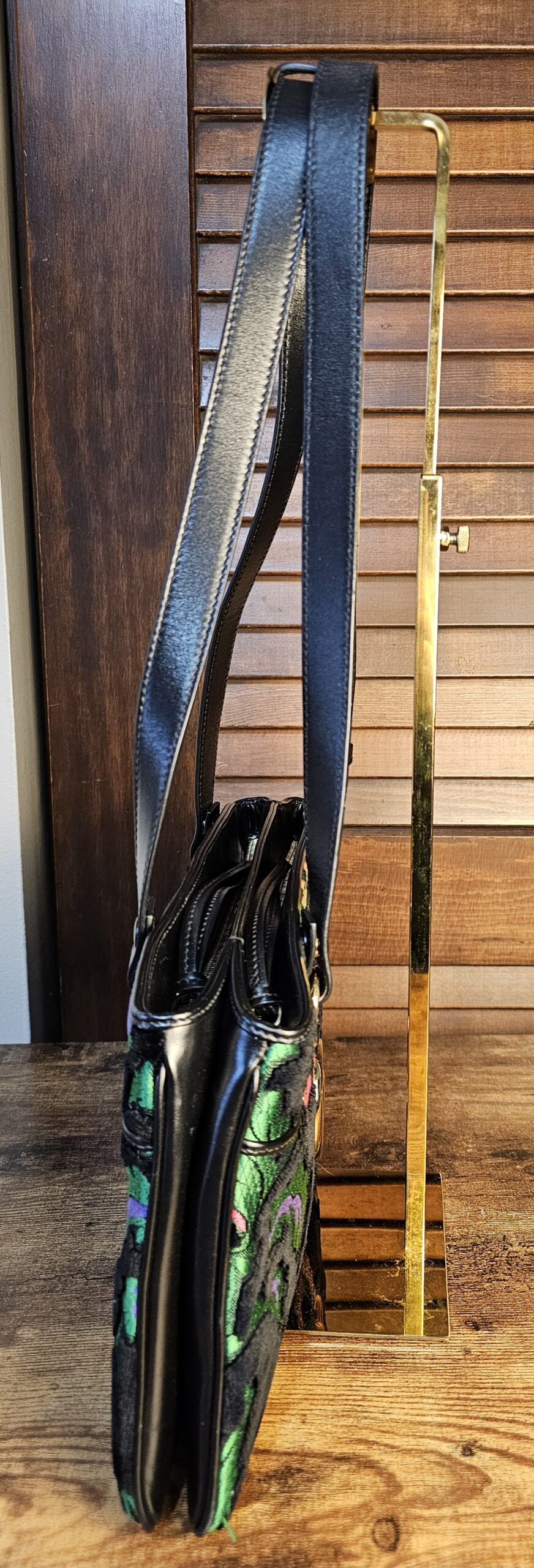 Arli Shoulder Bag - Image 4