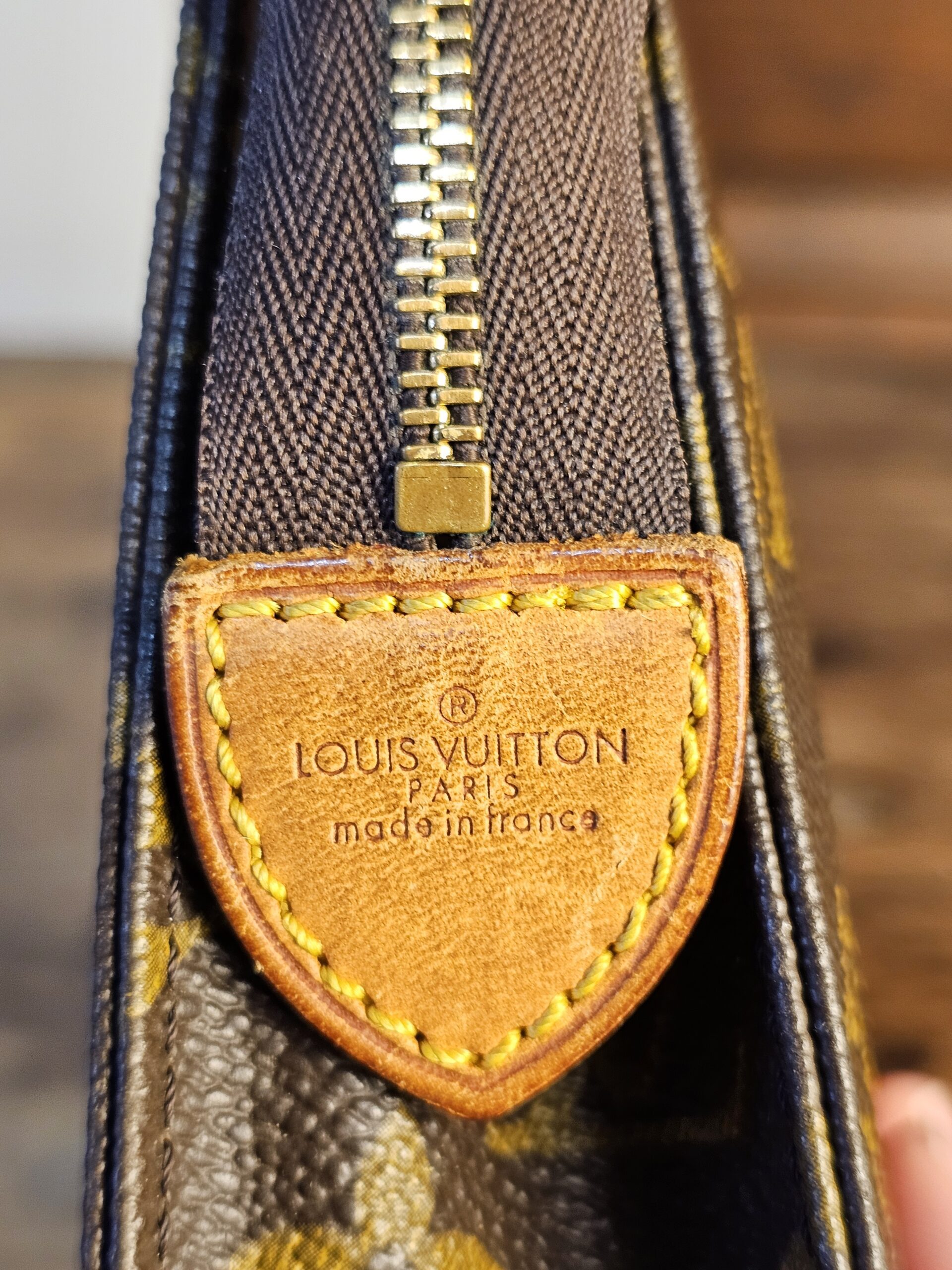 Tolietry 19 Monogram - Image 10