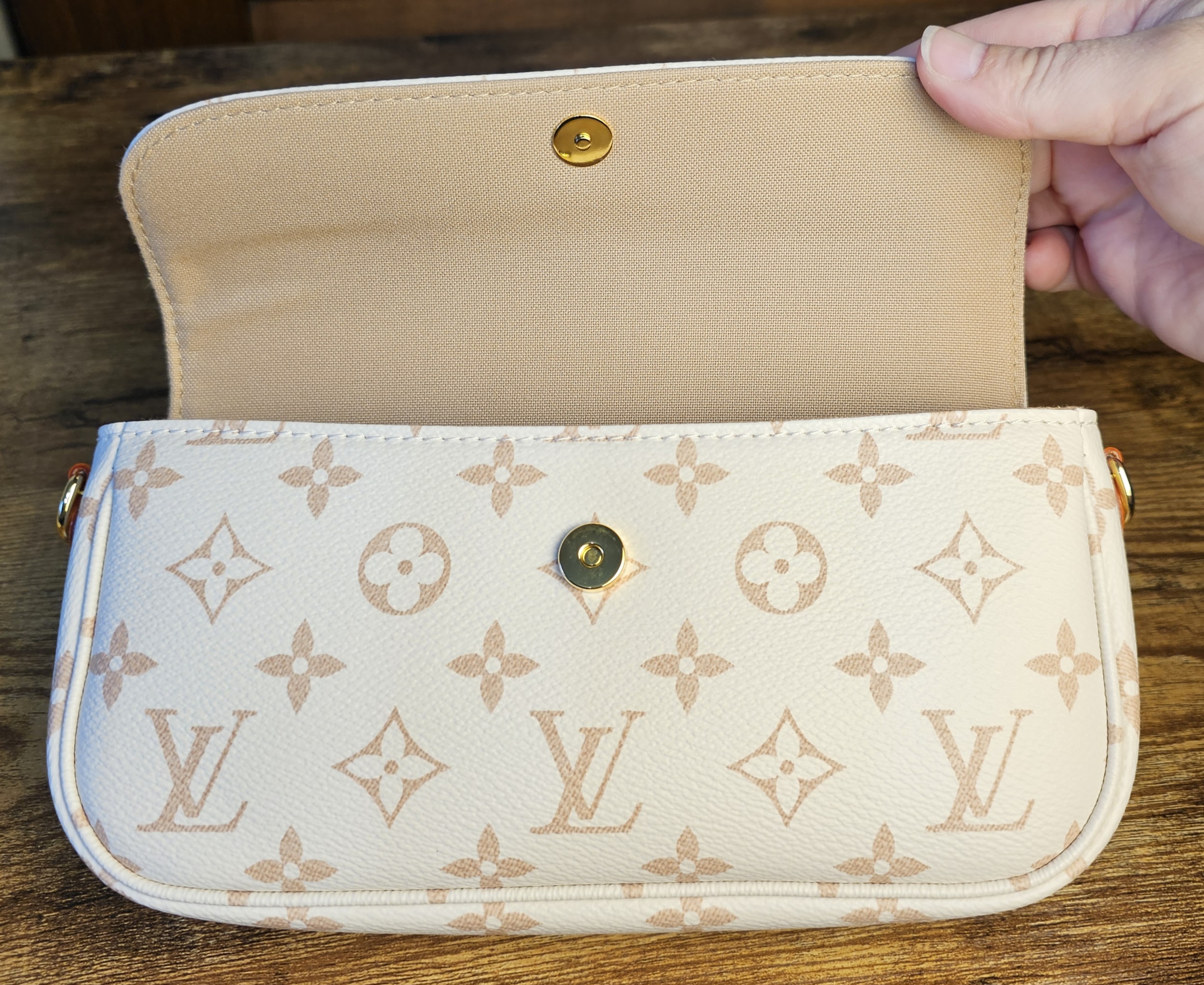 Ivy Wallet On Chain in Dune - Image 13