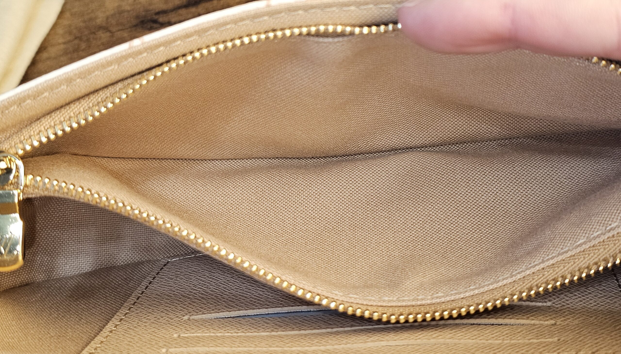 Ivy Wallet On Chain in Dune - Image 19