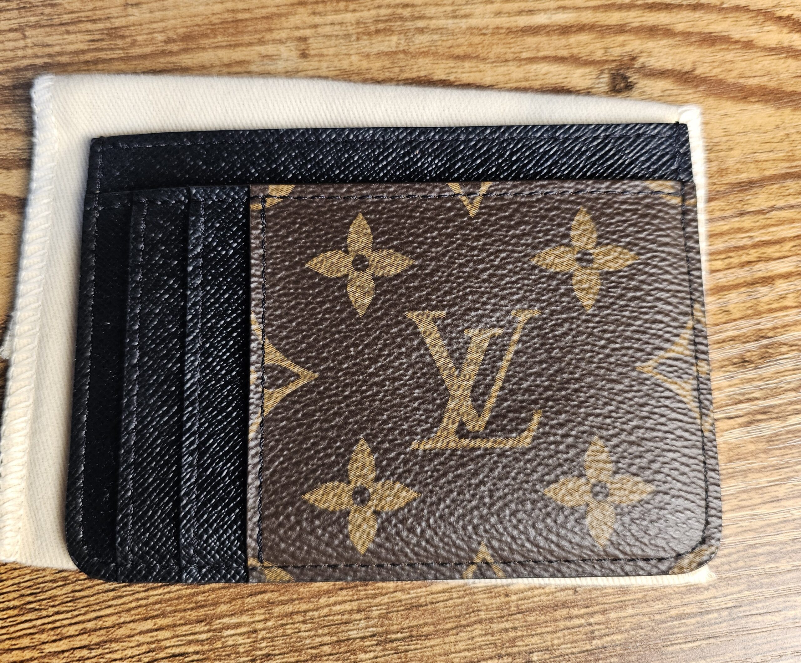 Side up Card Holder - Image 3