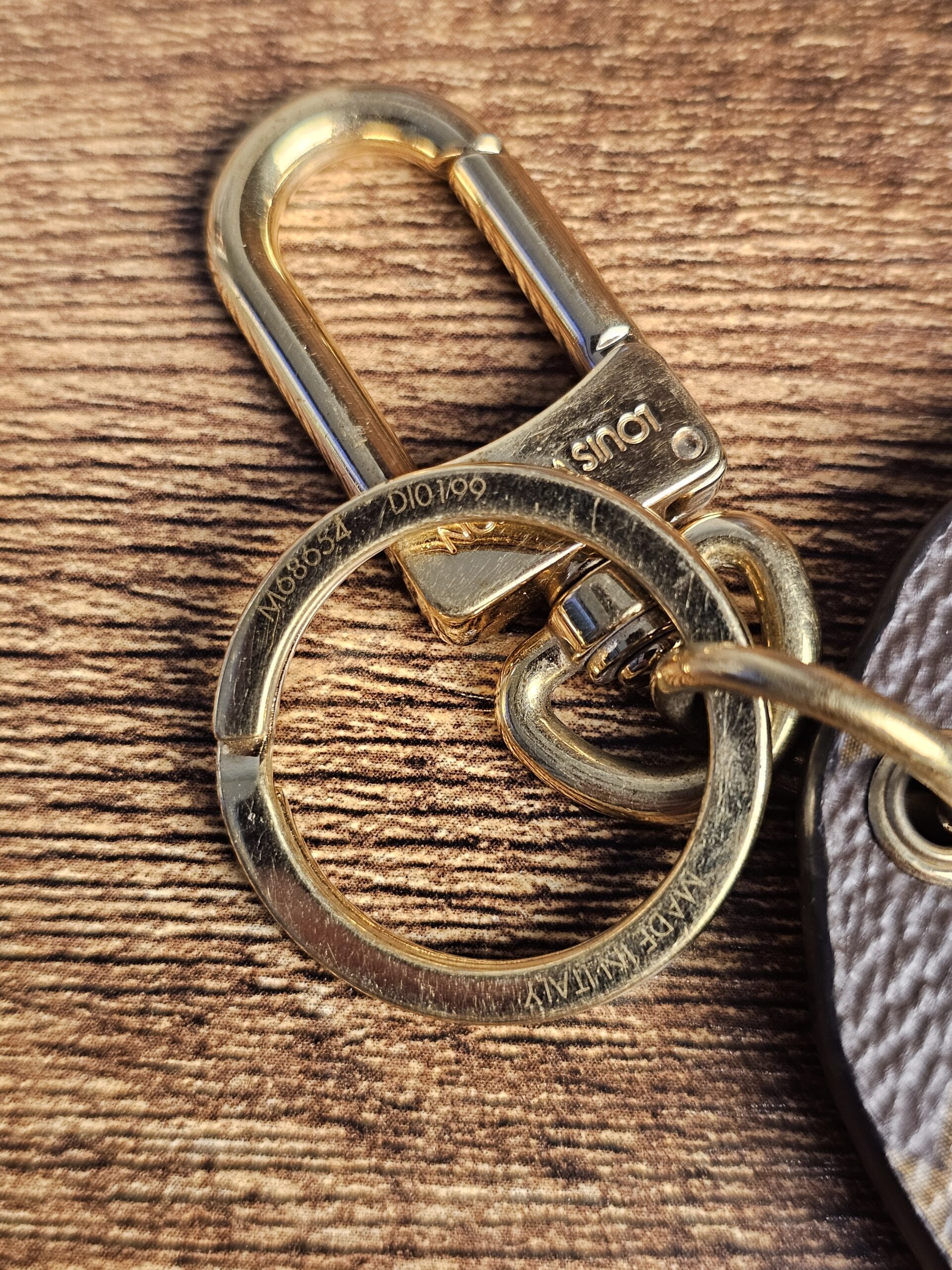 Vivienne Hot Air Balloon Key Holder - Image 10