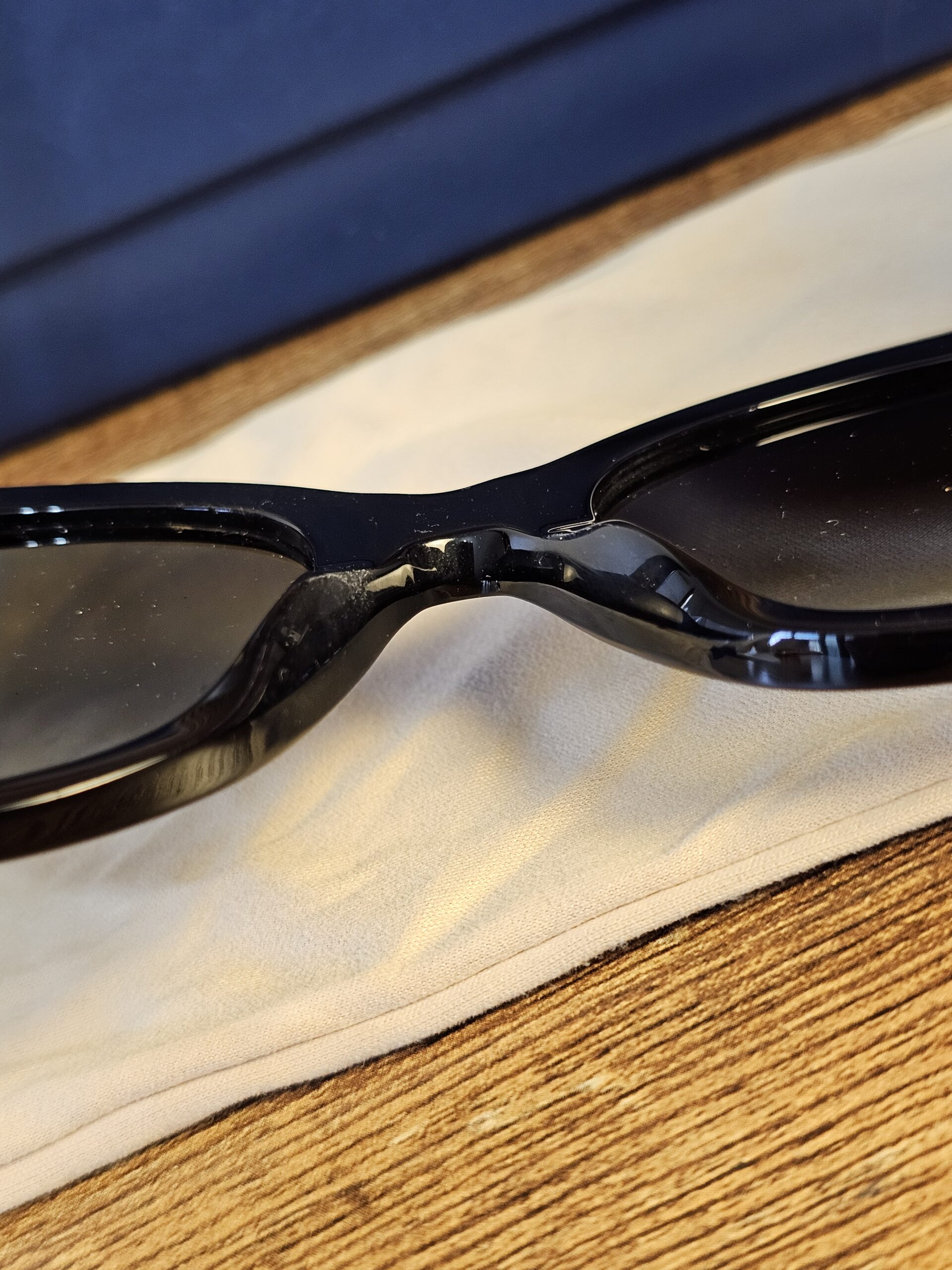 Empreinte Light Round Sunglasses - Image 13