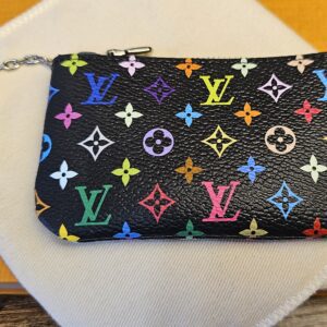 Multicolor key pouch