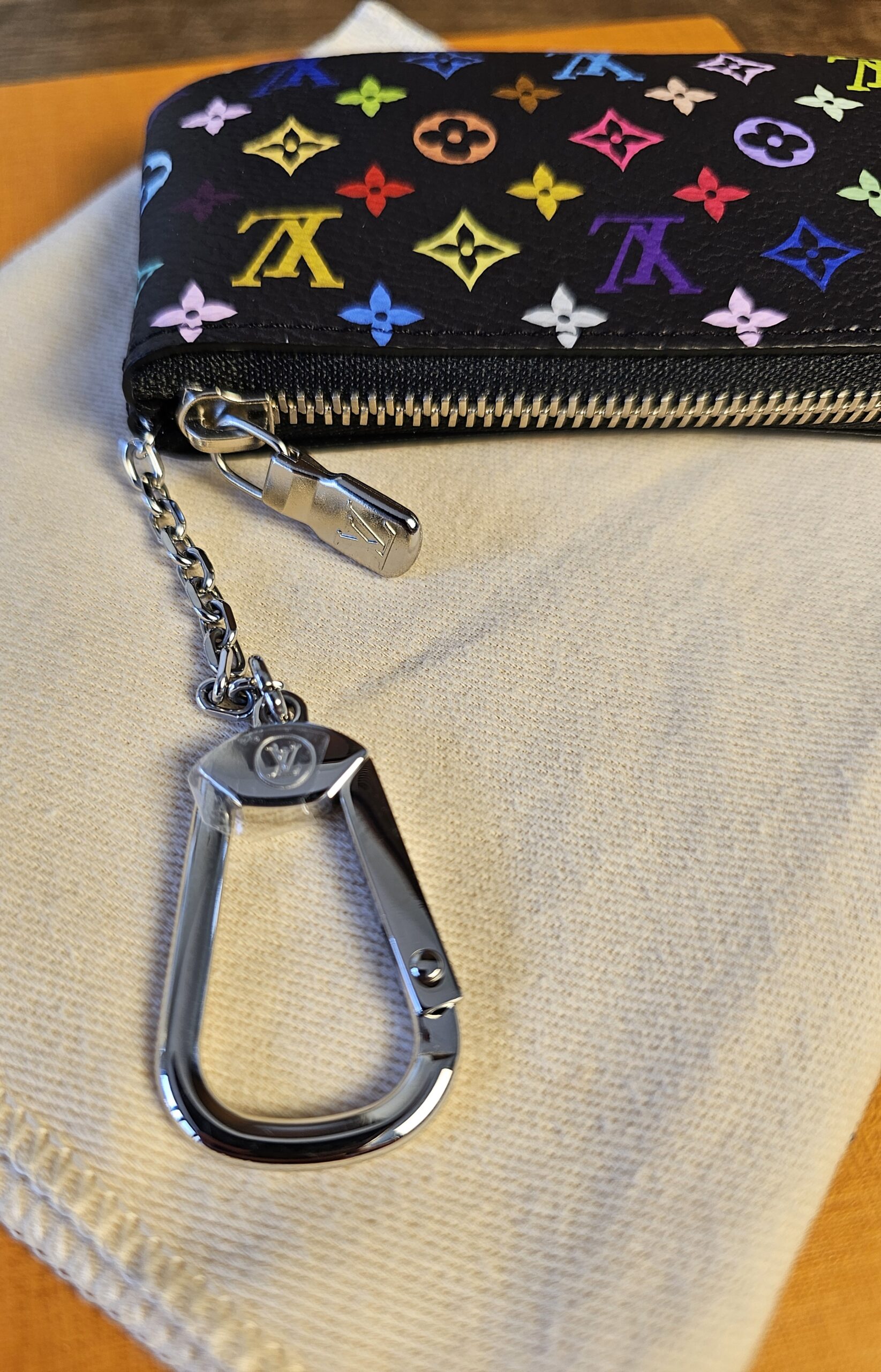 Multicolor key pouch - Image 4