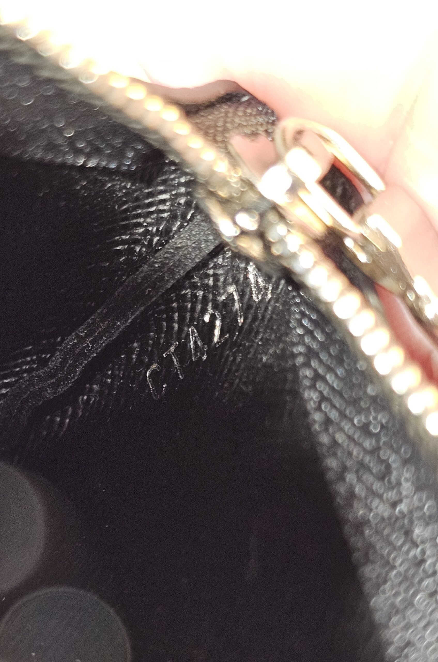 Multicolor key pouch - Image 10