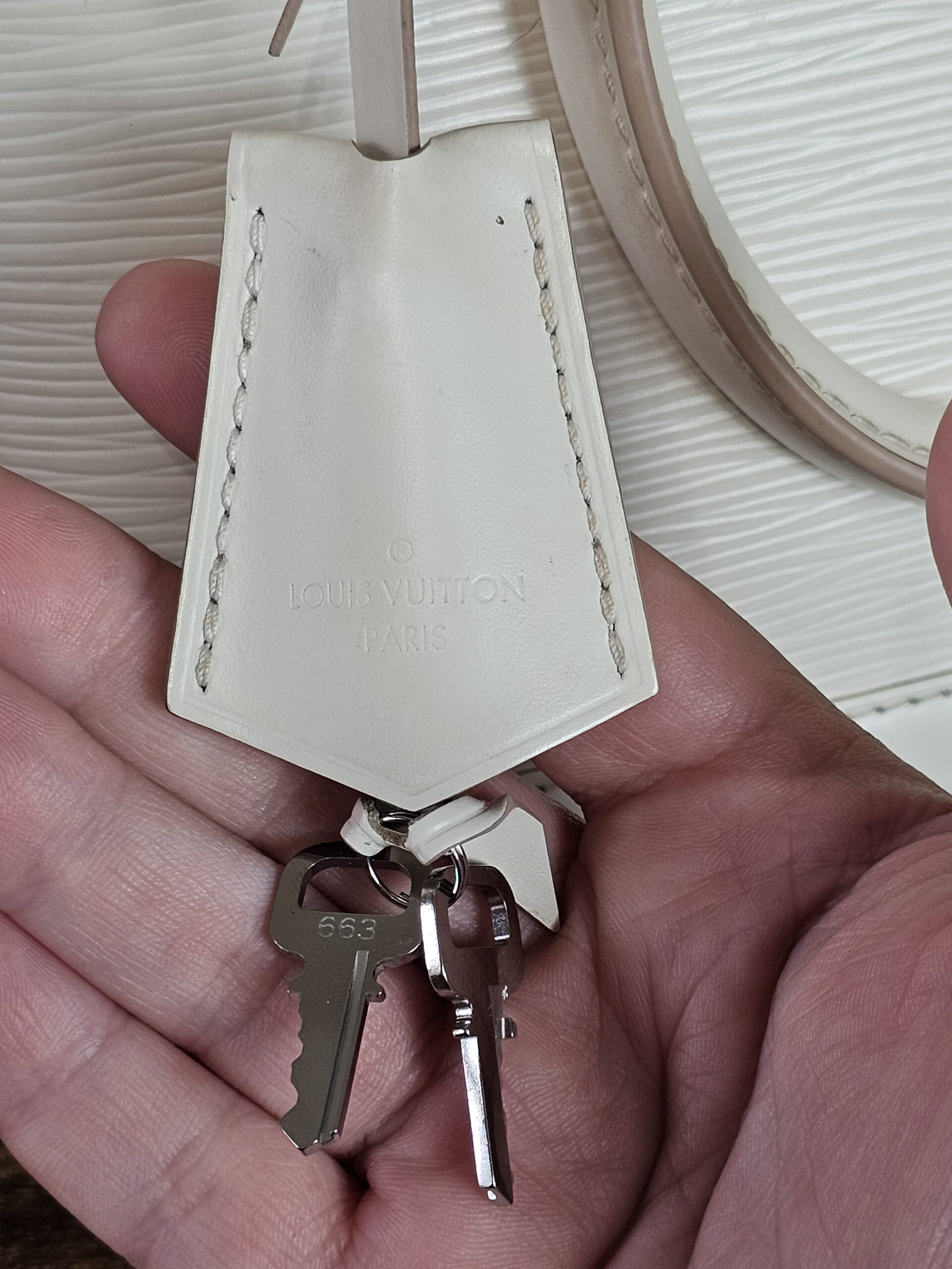 Alma BB Epi Quartz - Image 14