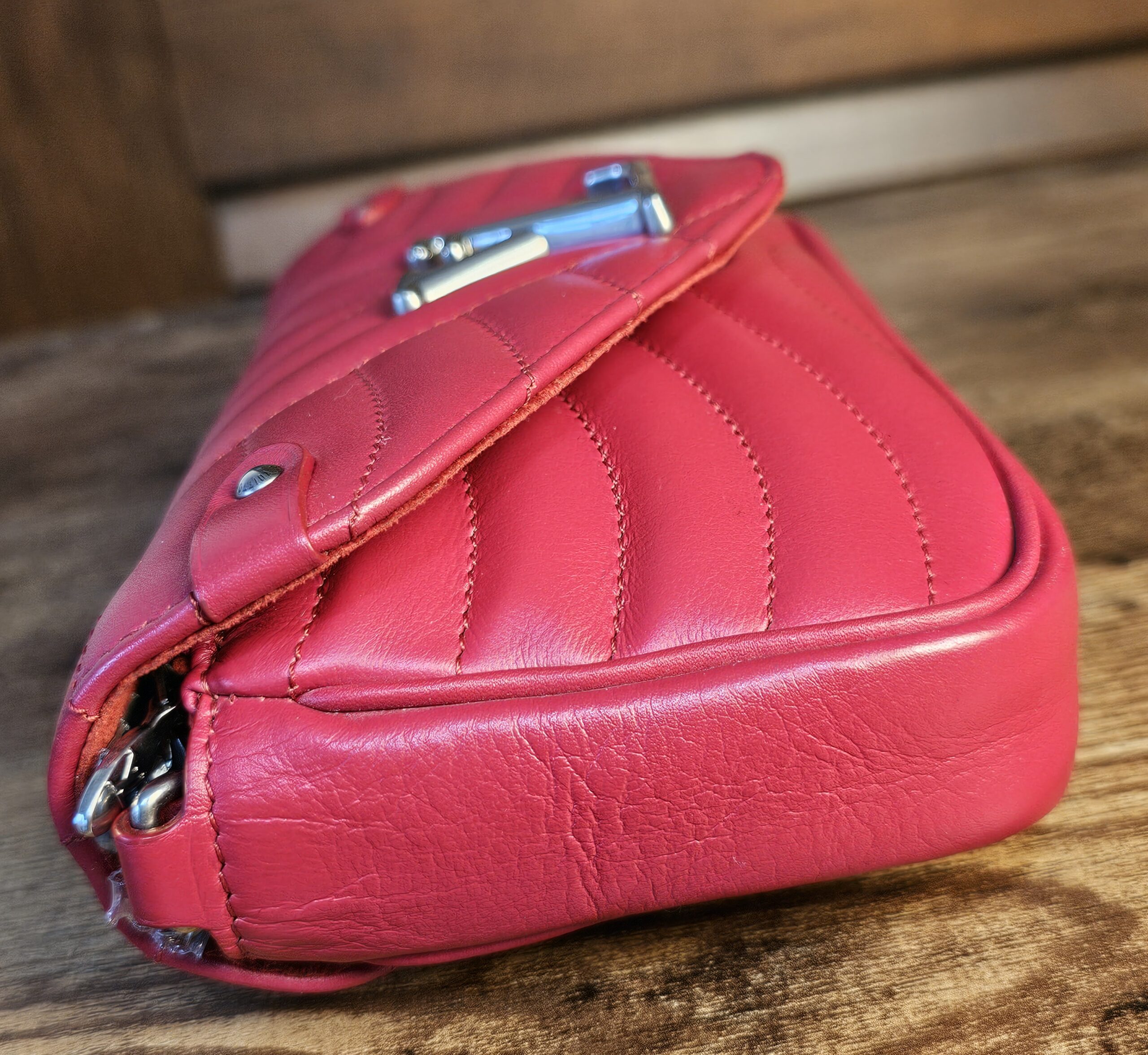 Red New Wave - Image 7