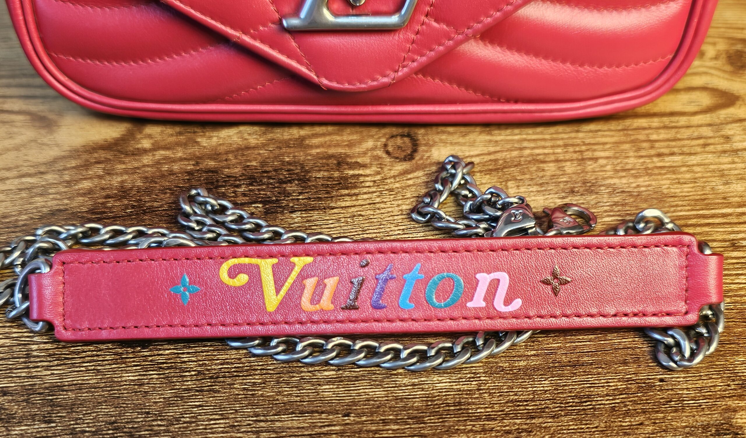 Red New Wave - Image 21