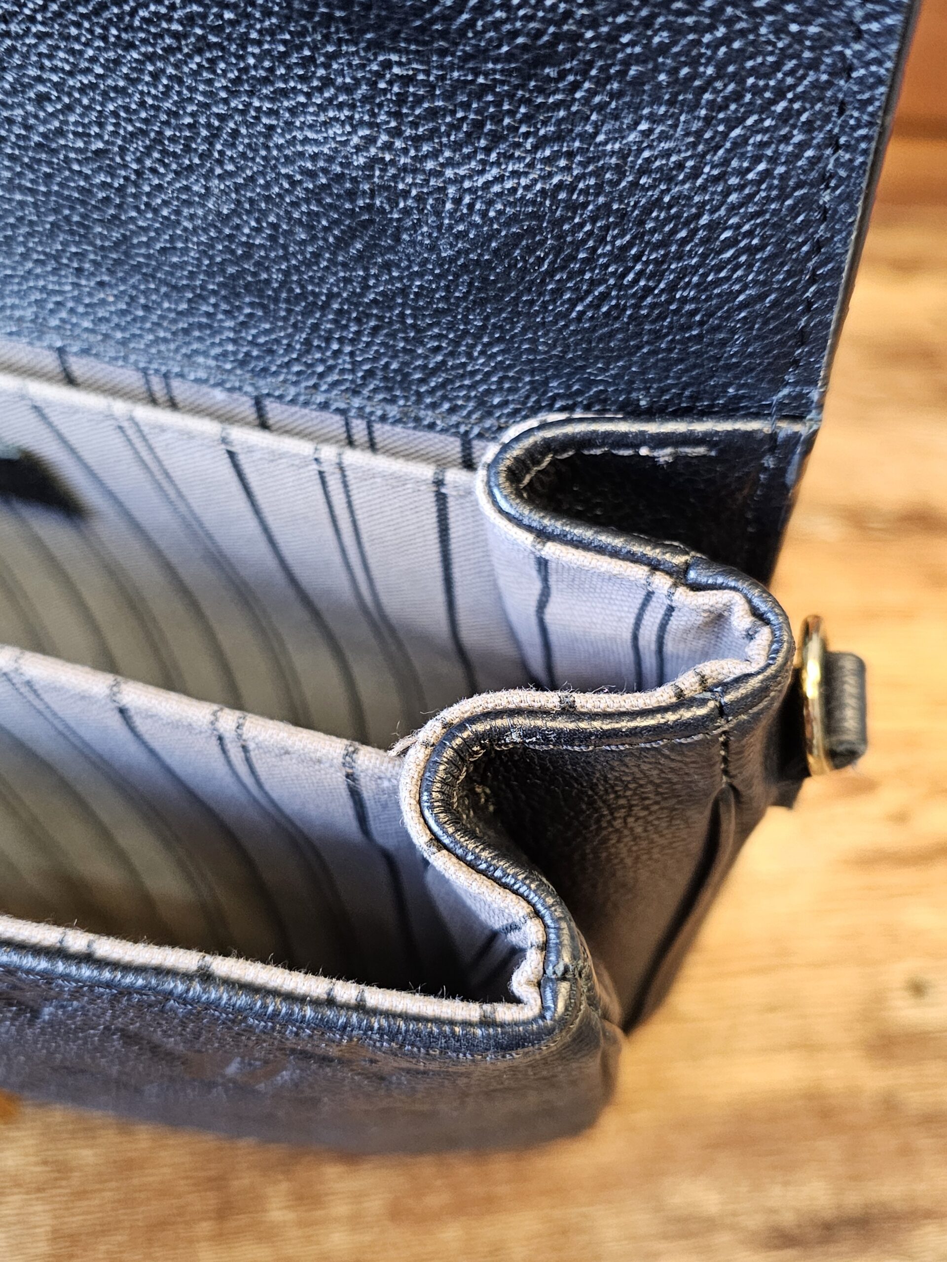 Pochette Metis Empreinte Noir - Image 19