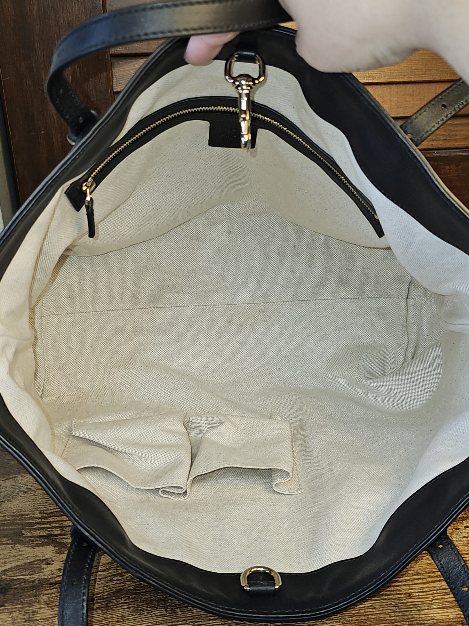 Guccissima Leather Tote - Image 18