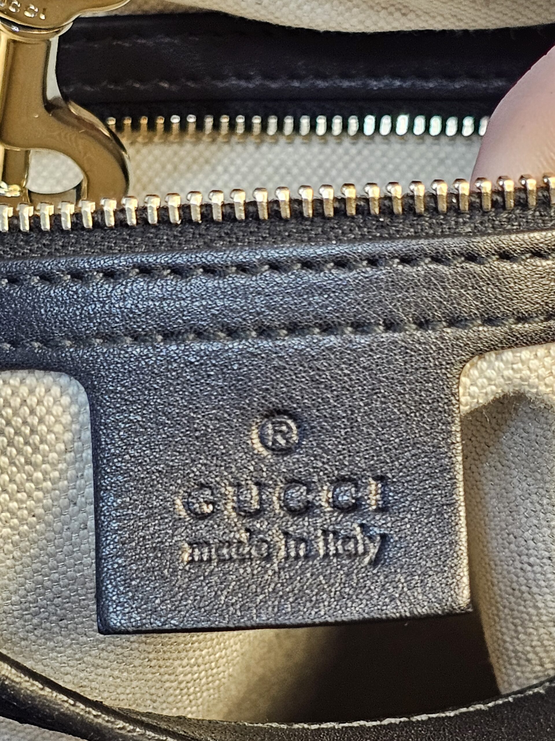 Guccissima Leather Tote - Image 22