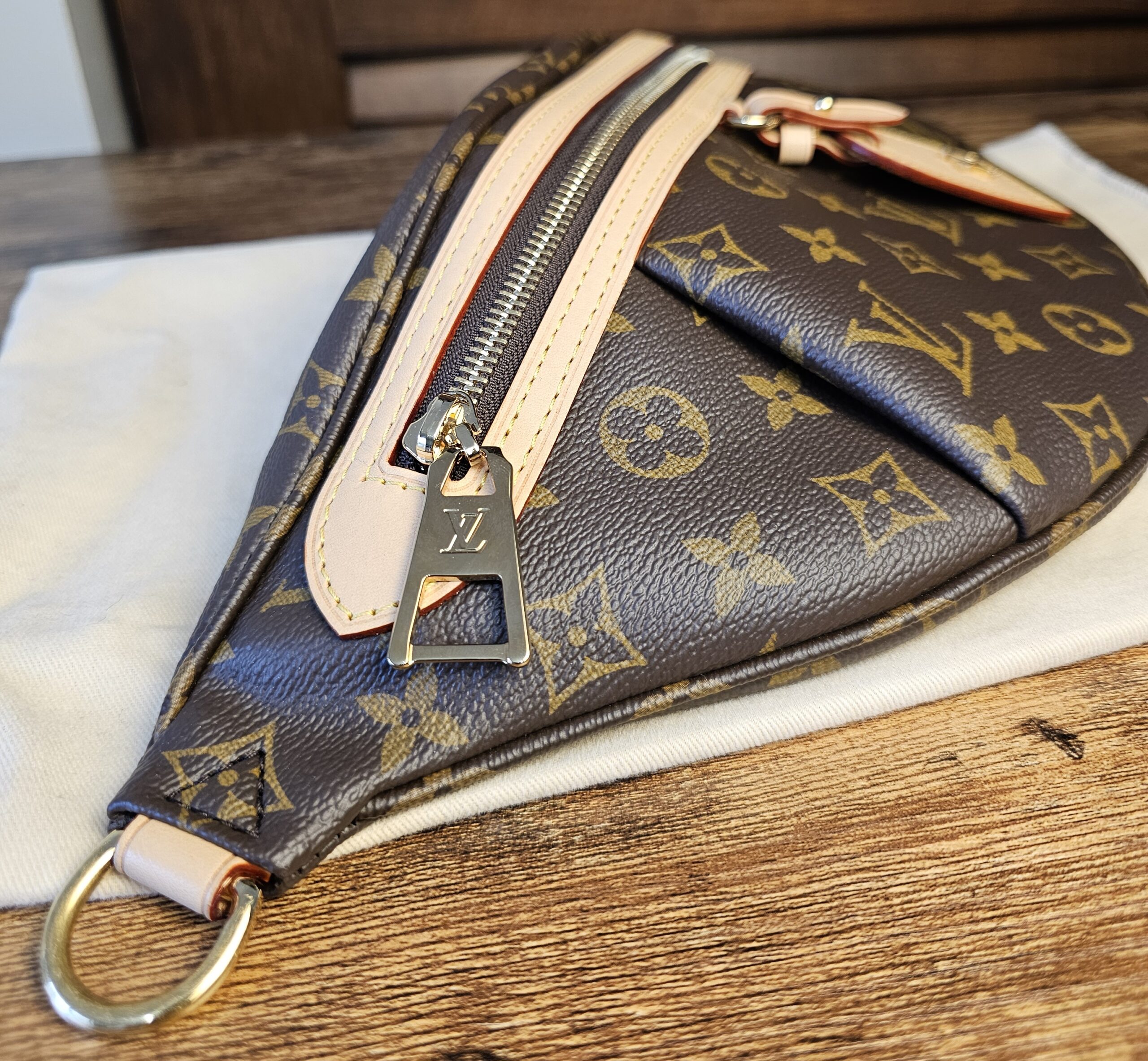 Highrise Bumbag - Image 5