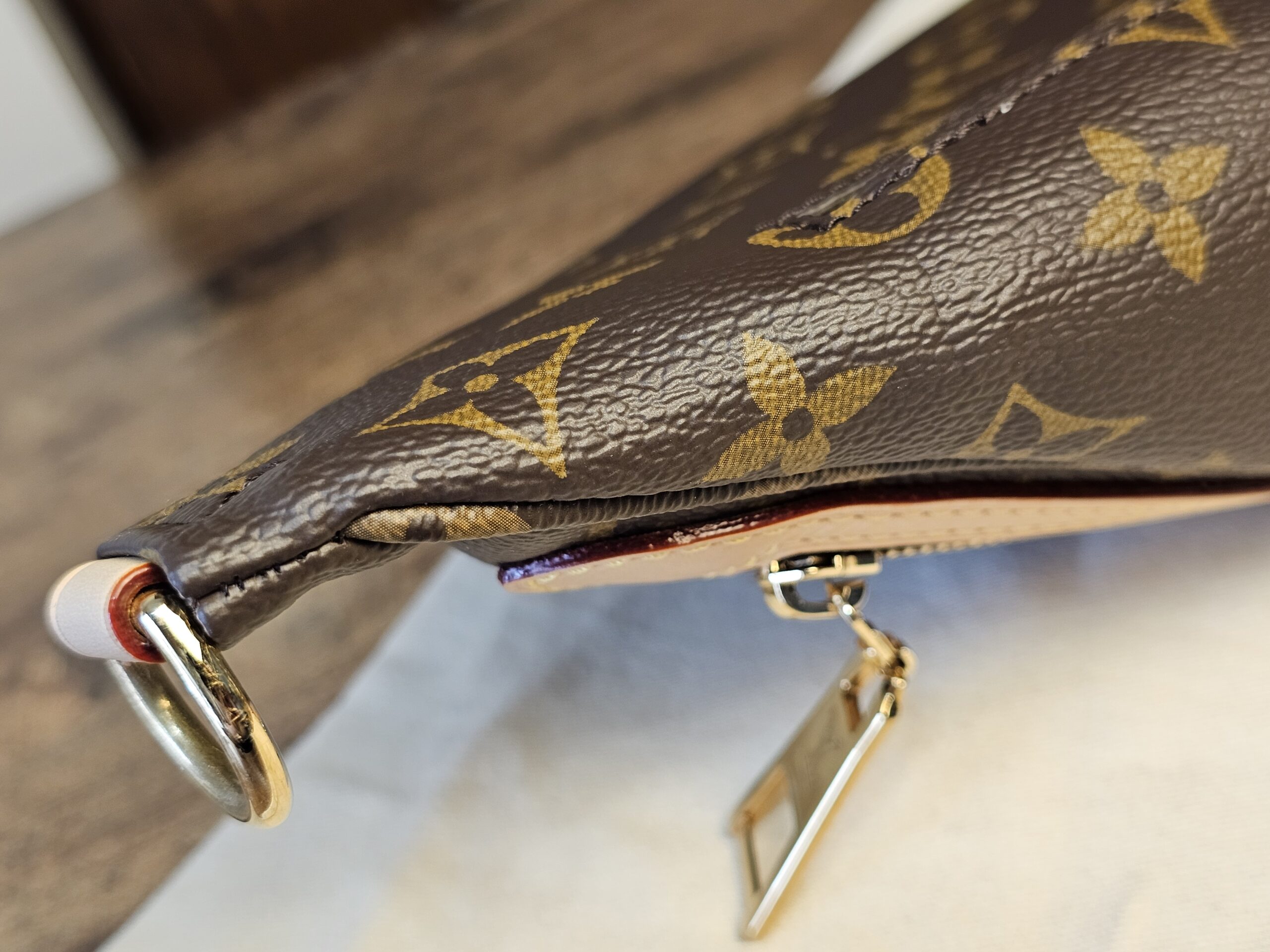 Highrise Bumbag - Image 9