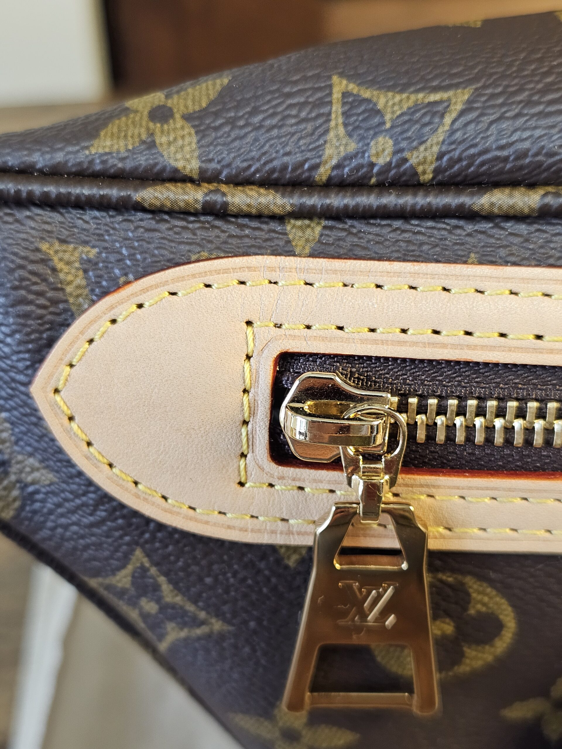 Highrise Bumbag - Image 14