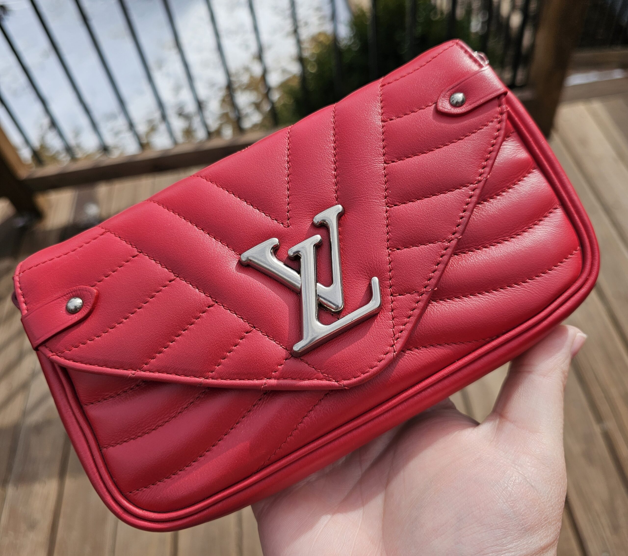 Red New Wave - Image 2