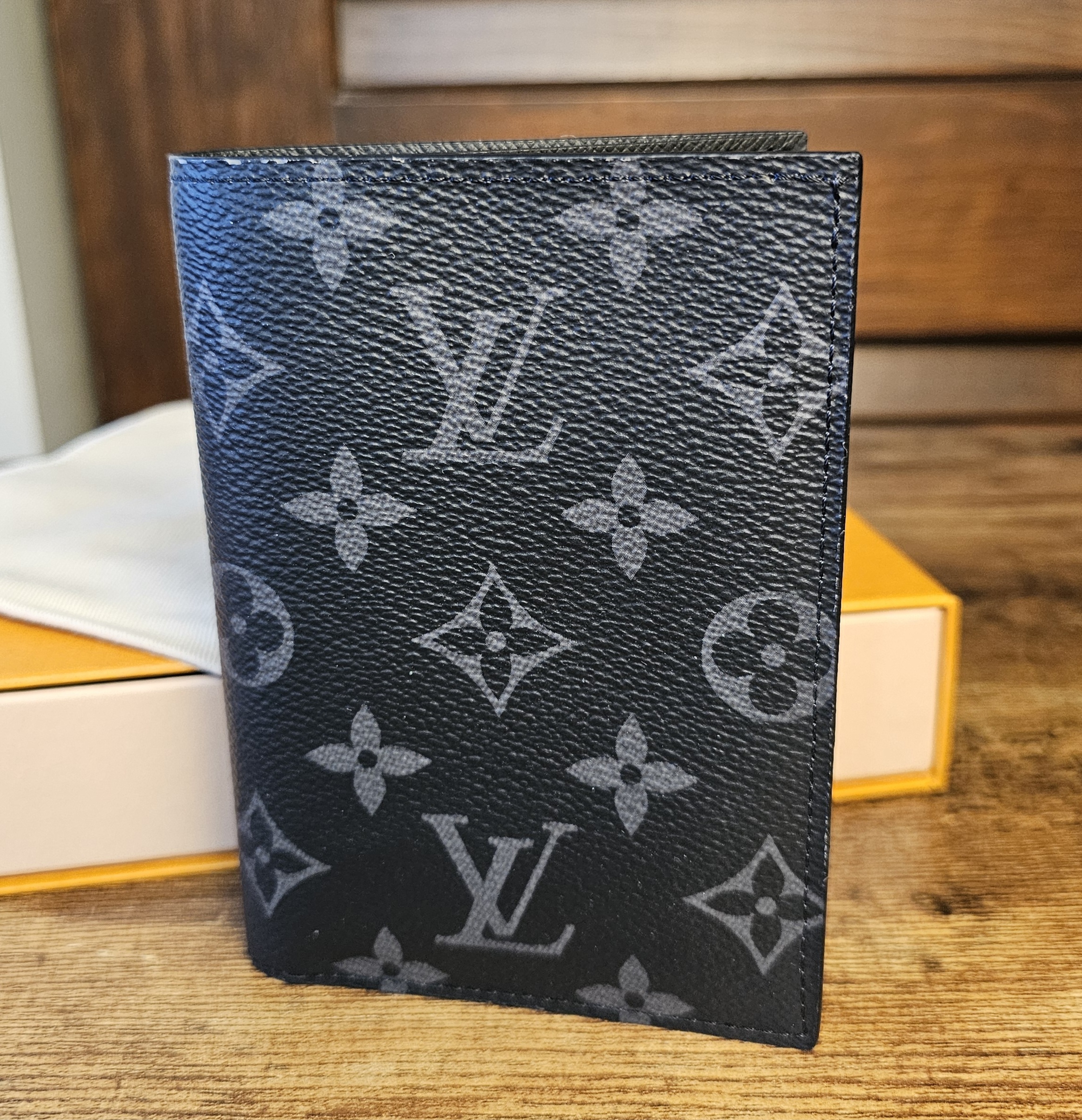 Eclipse Passport Holder