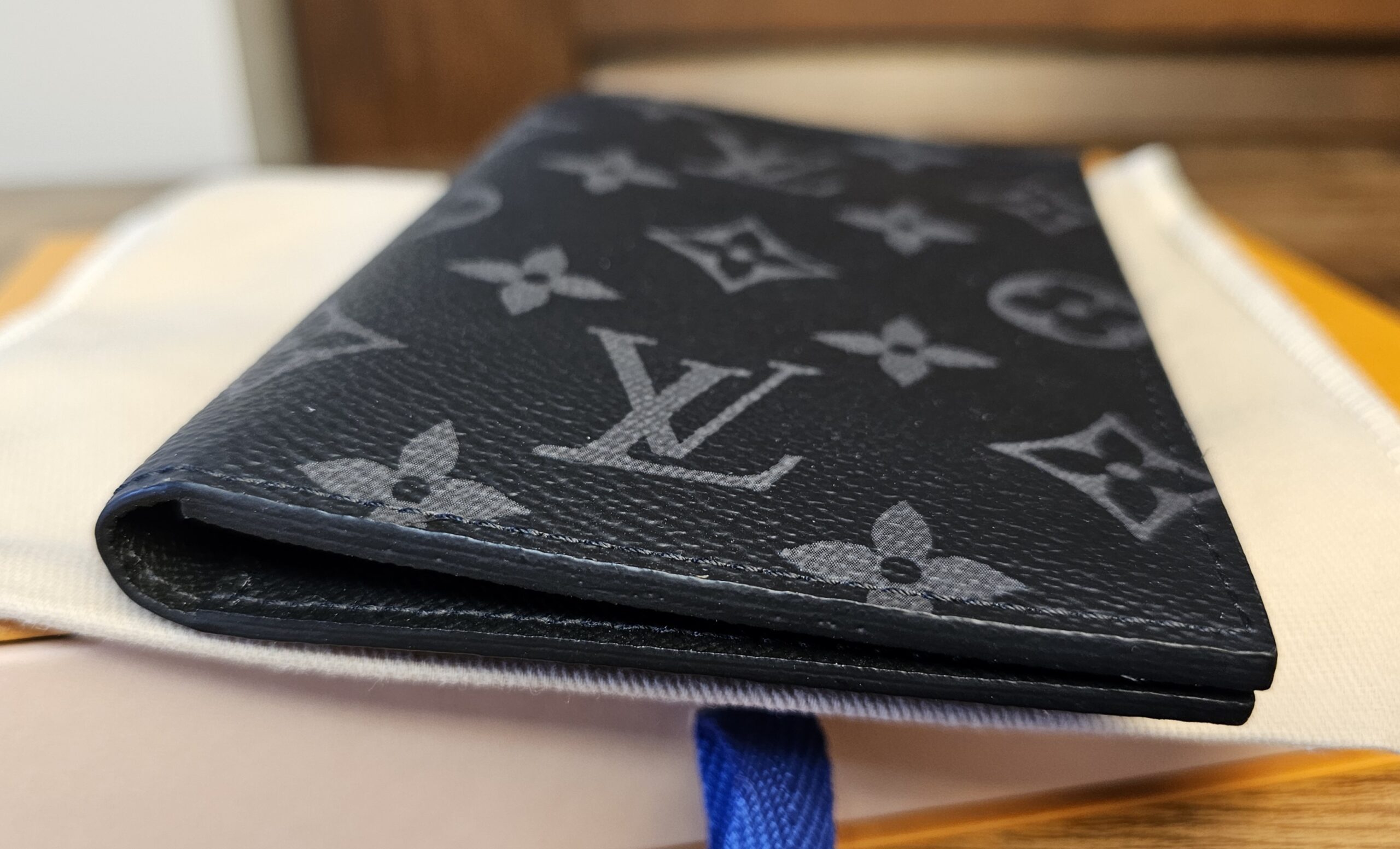 Eclipse Passport Holder - Image 6