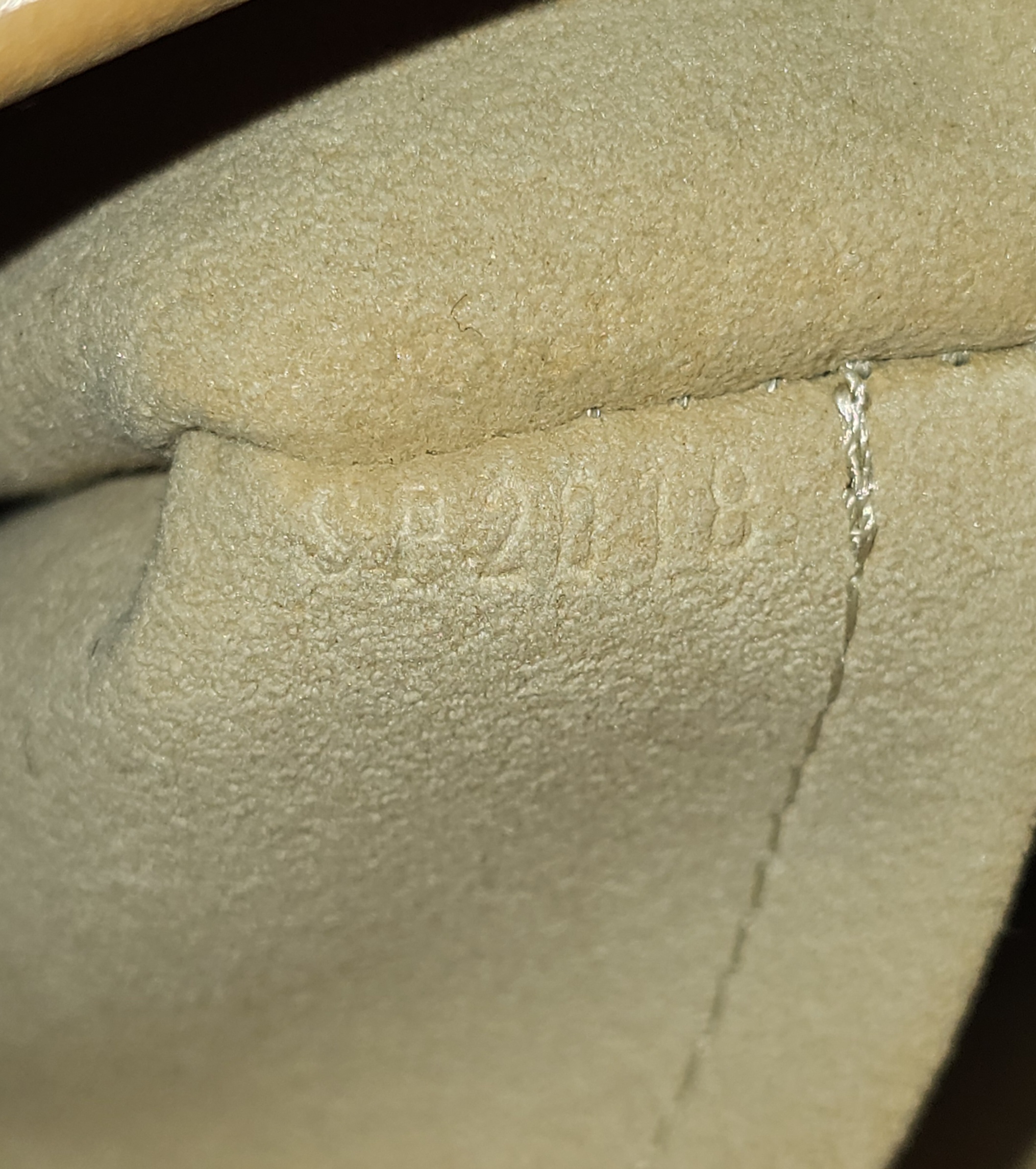 Galleria GM Monogram - Image 22