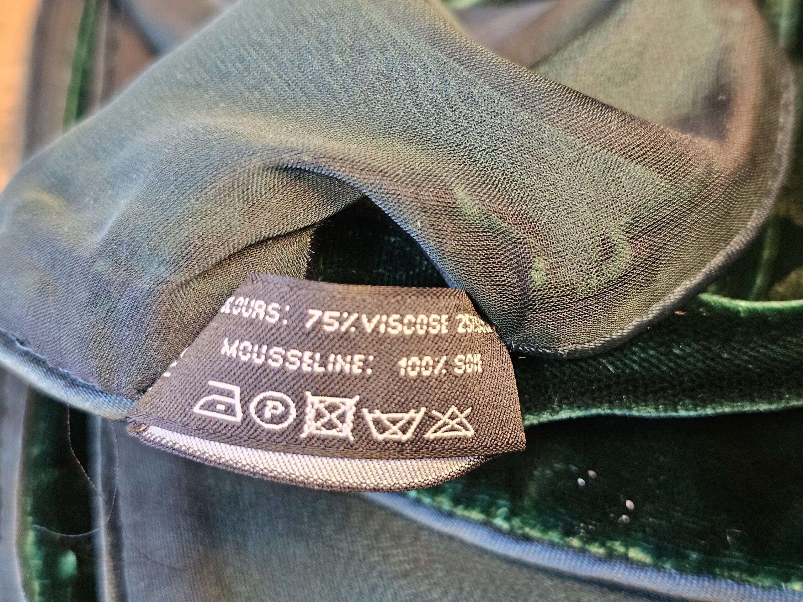 Velvet Scarf - Image 7