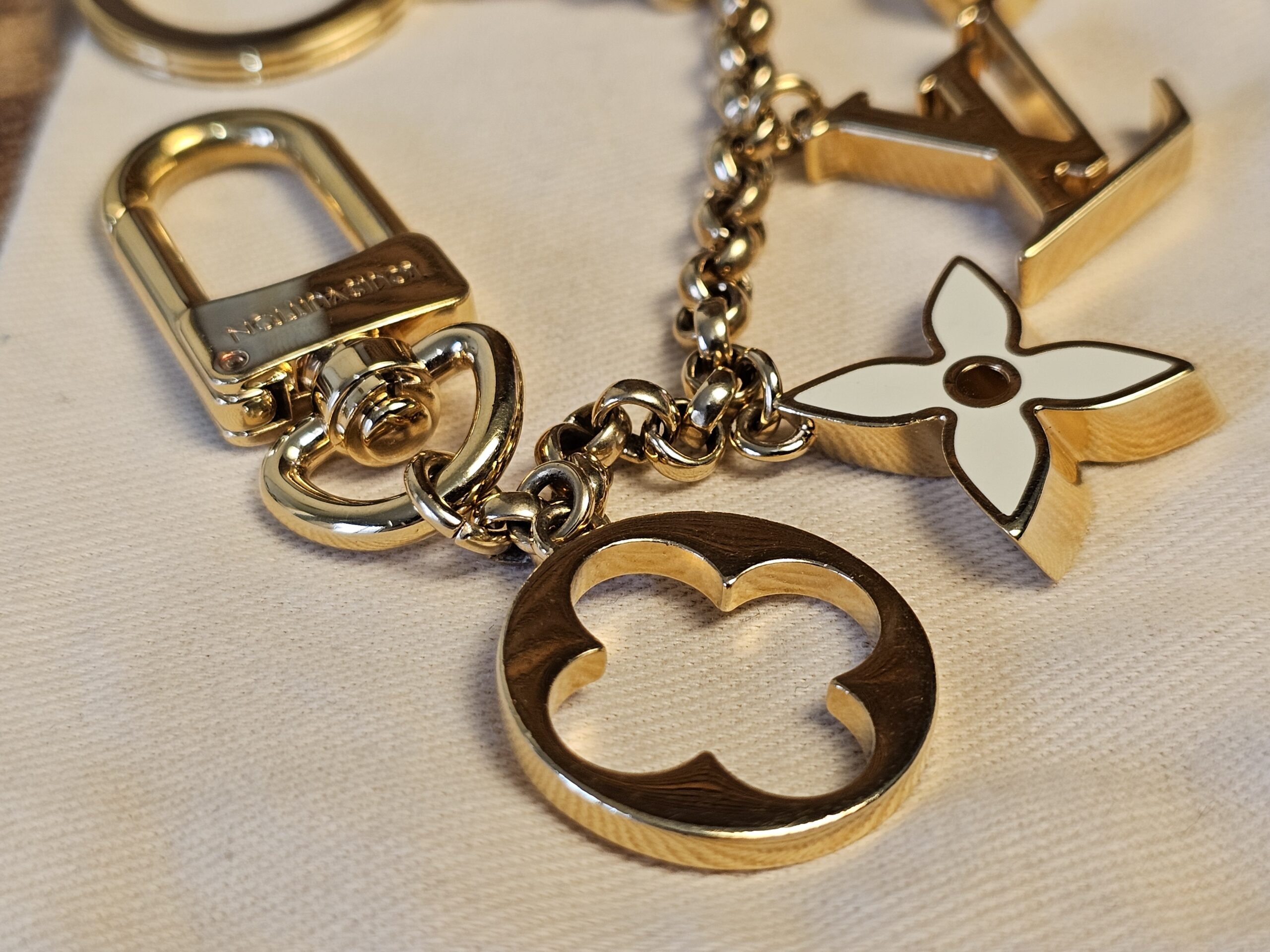 Fleur de Monogram Chain Charm - Image 7