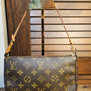 Pochette Accessories