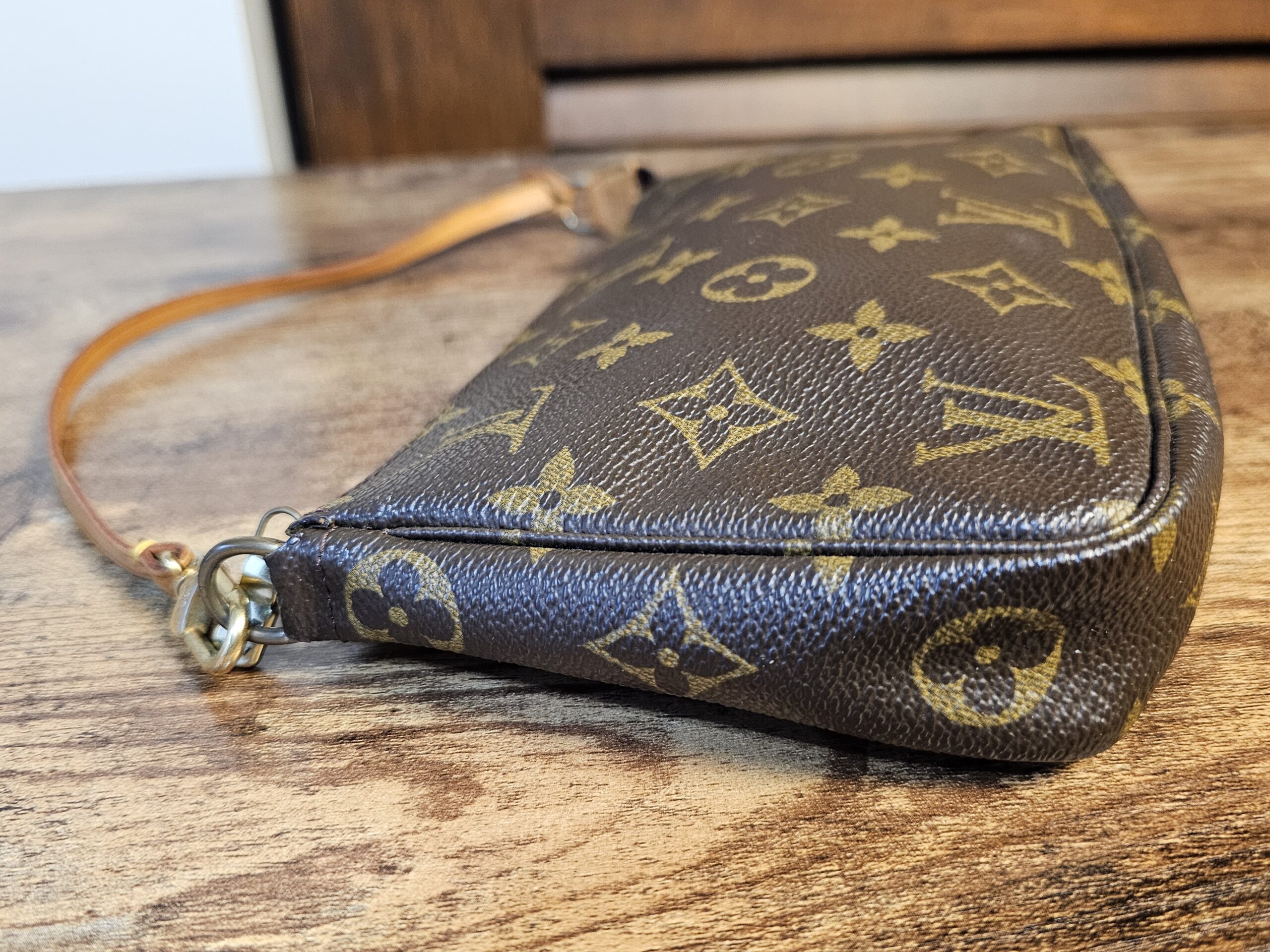 Pochette Accessories - Image 6