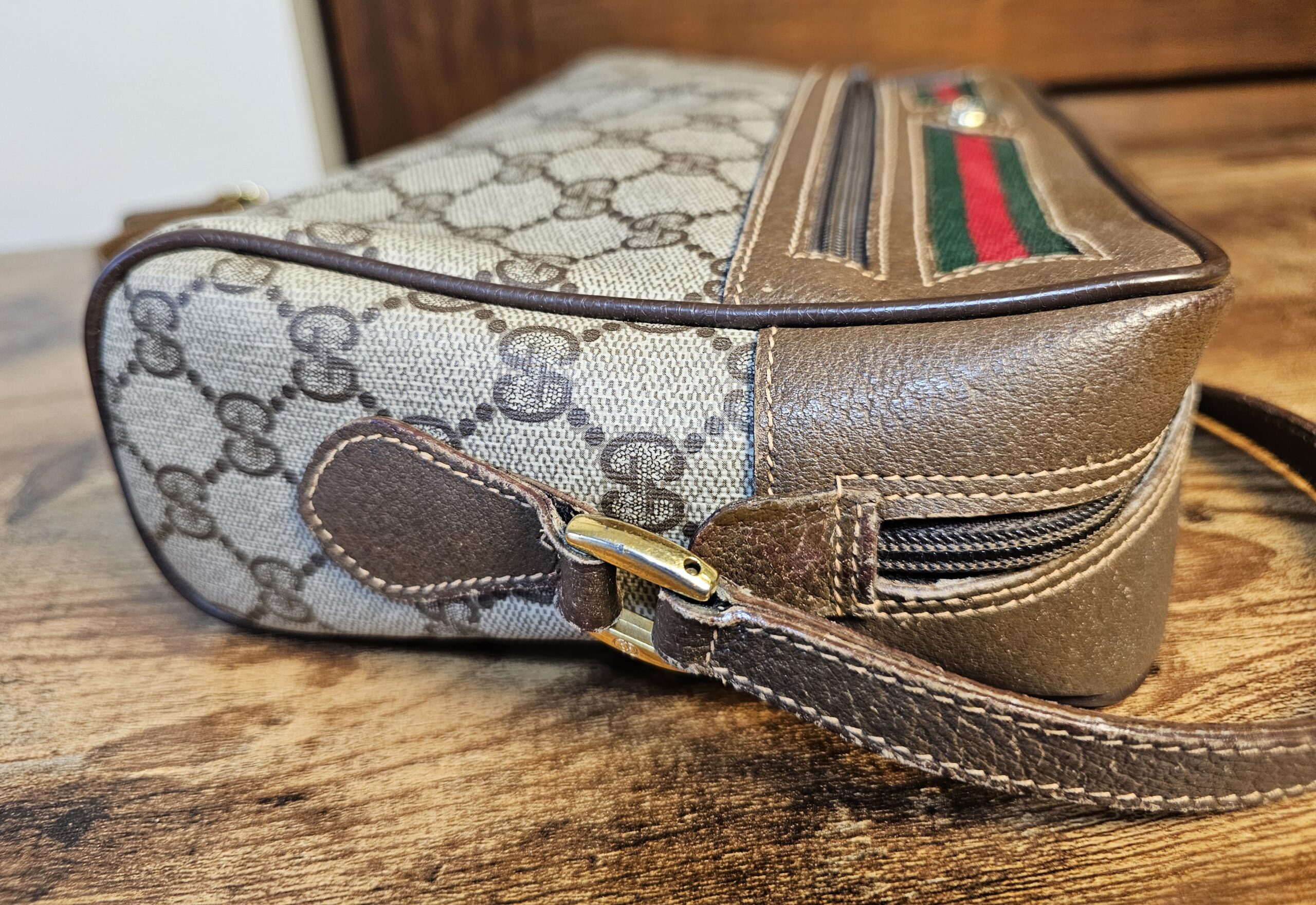 GG Supreme Crossbody - Image 6