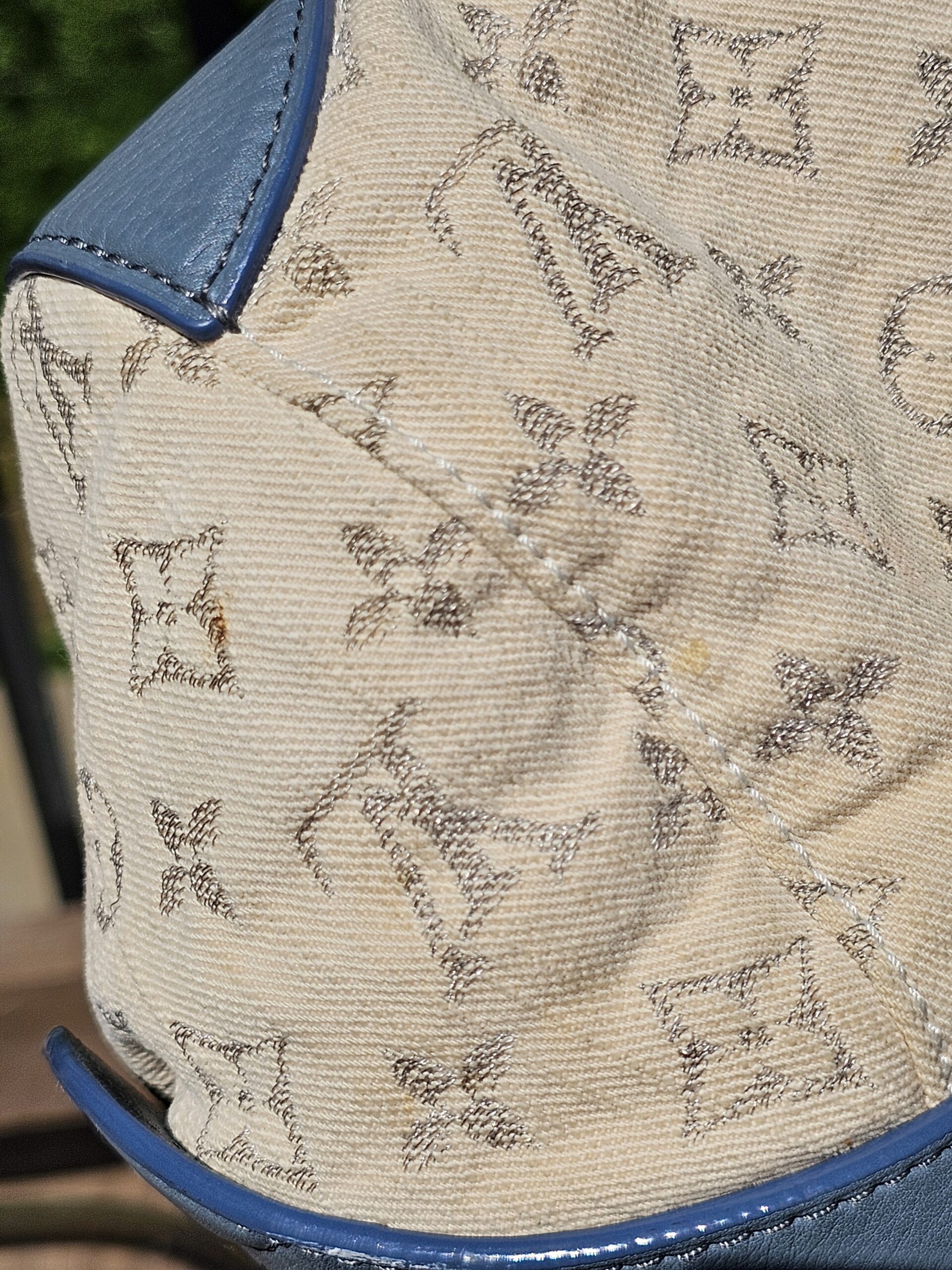 Demim Pochette Round Bag - Image 10